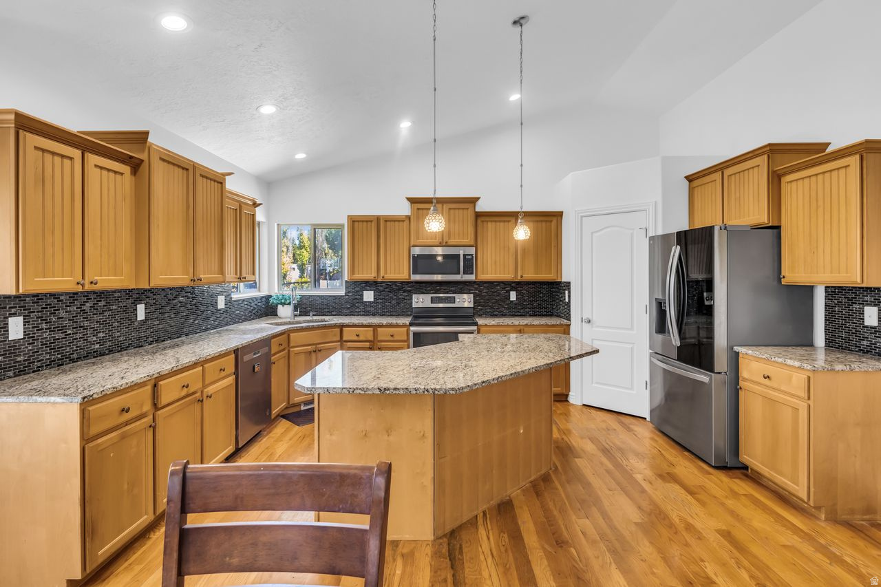 NORTH RANCH - Residential