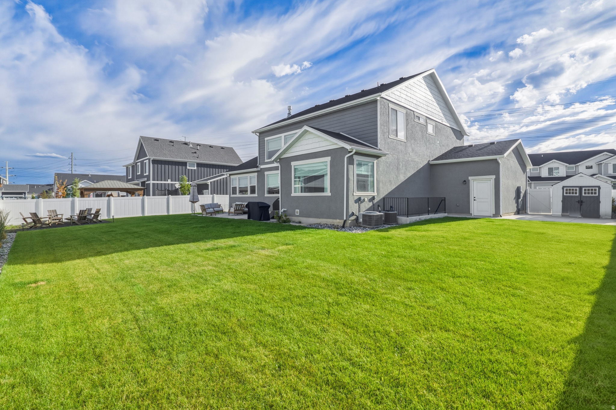 SPRING RANCH - Residential