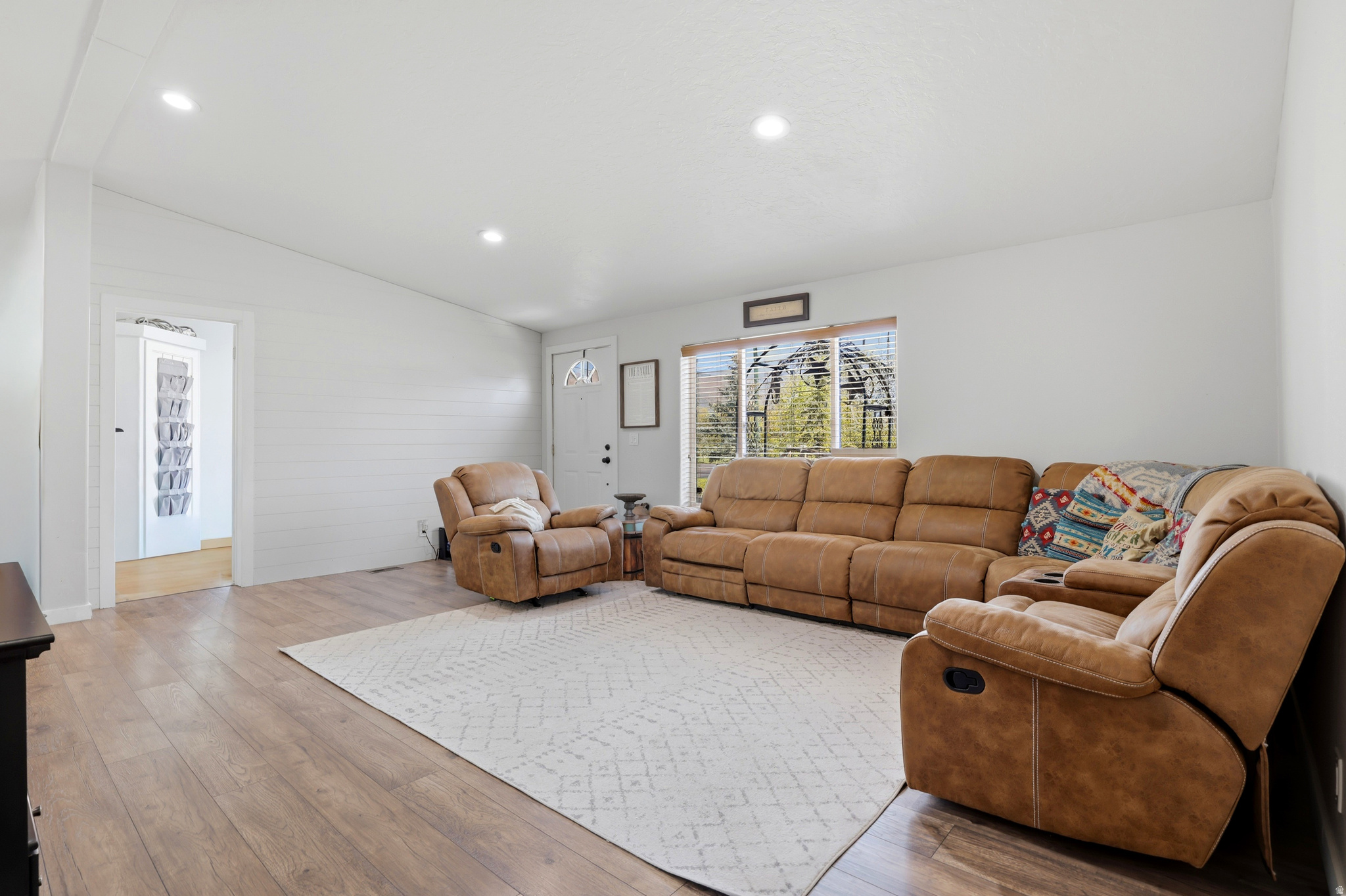 DAWSON - Residential
