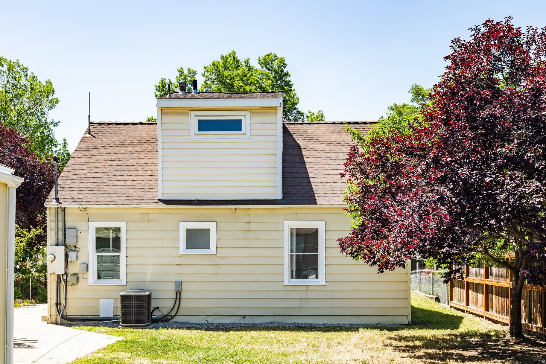 HIGHLAND PARK - Residential