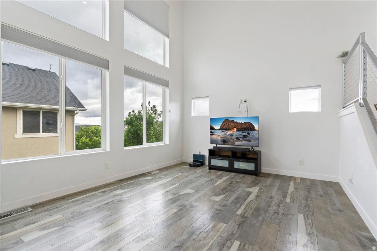 BLUFFDALE HEIGHTS SU - Residential