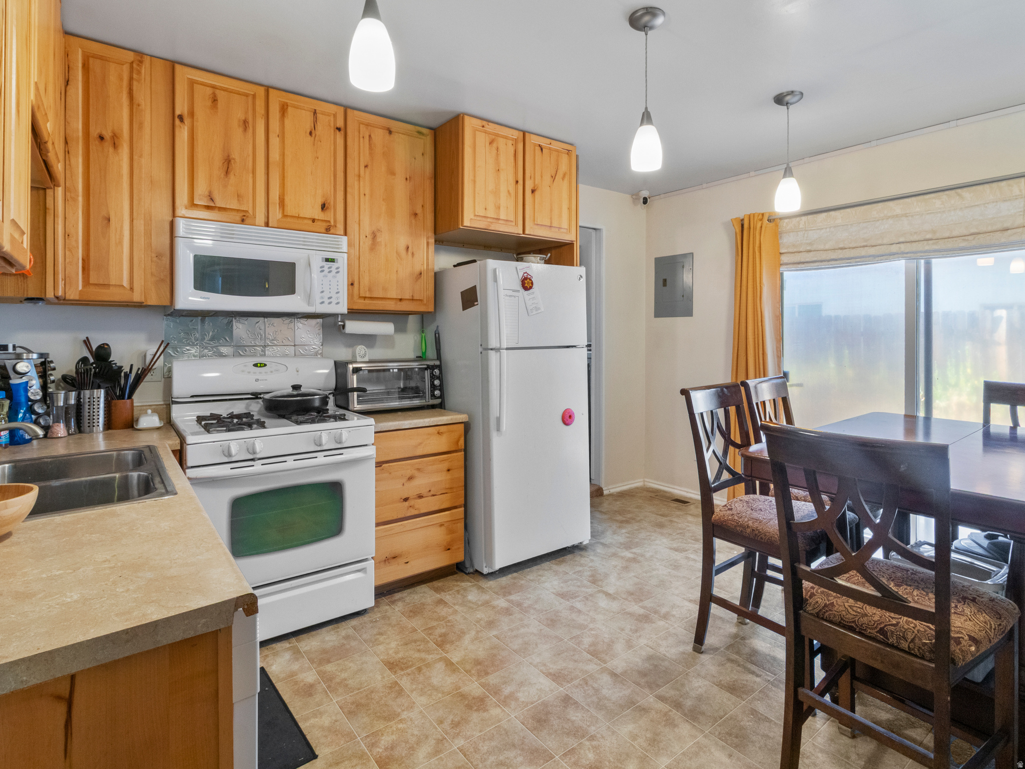 STEPHENS FIRST ADDIT - Residential