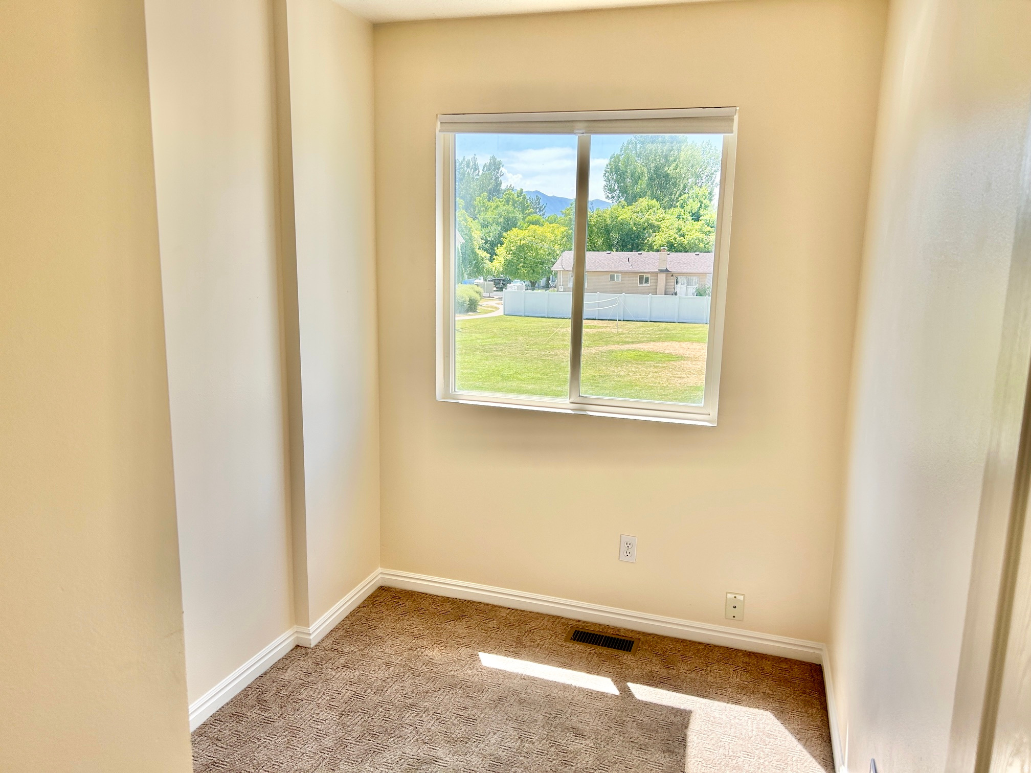 RODEO LANE - Residential
