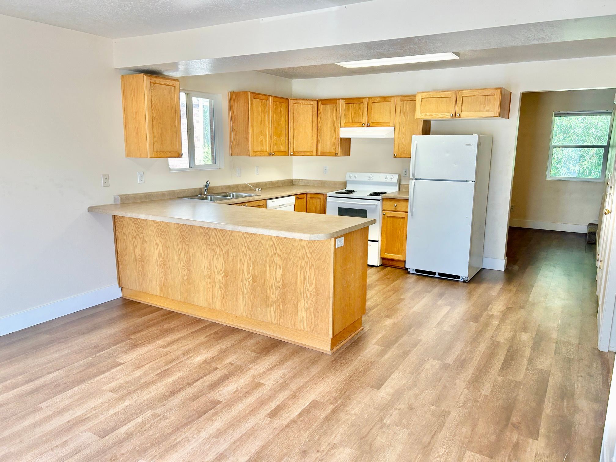RODEO LANE - Residential