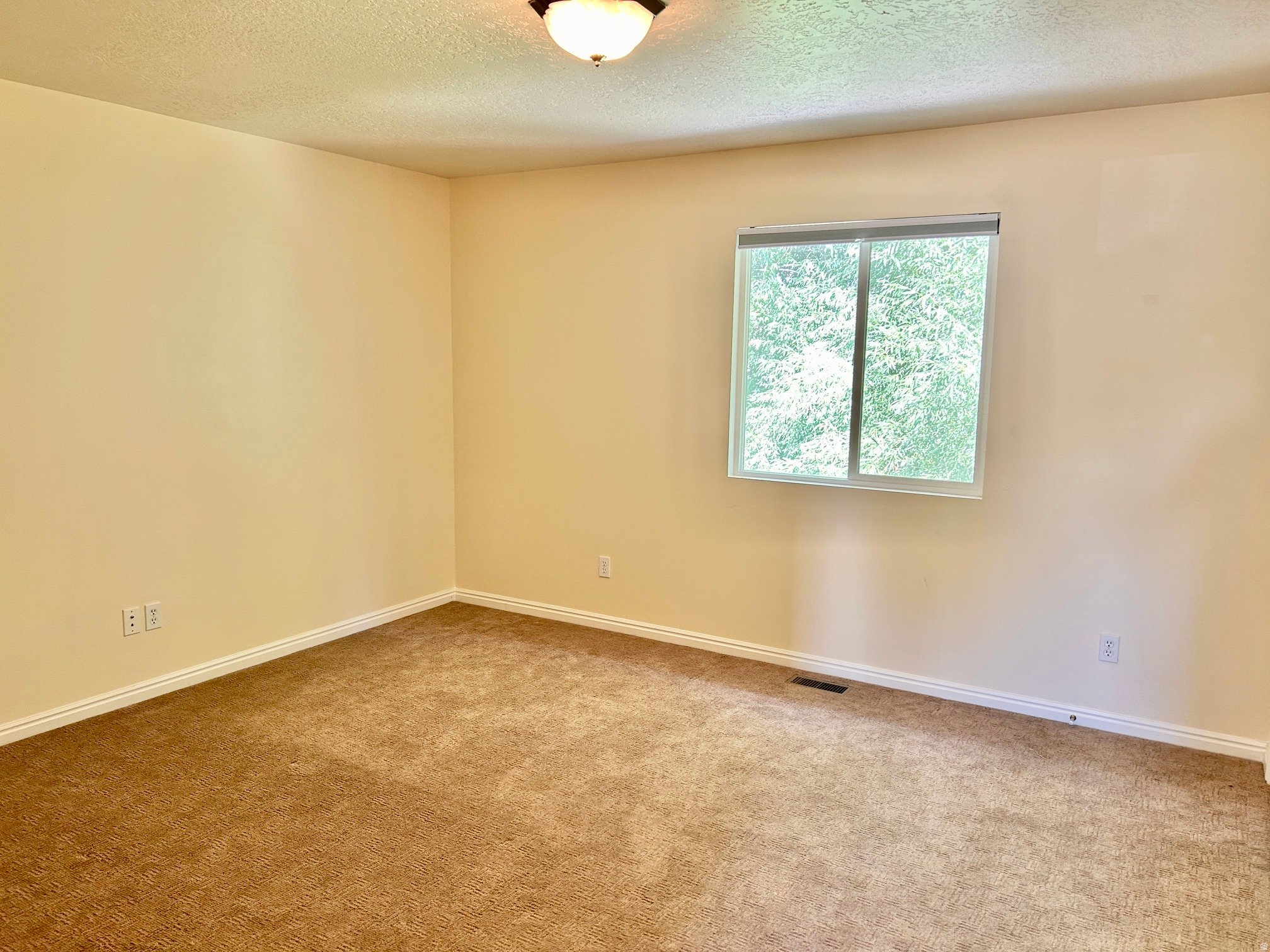 RODEO LANE - Residential