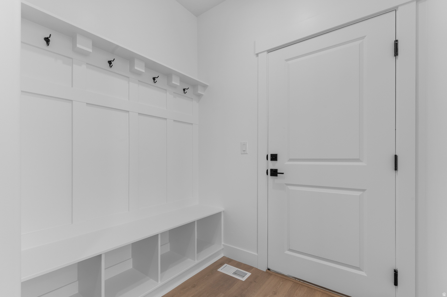 ANSELMI ACRES (PALOMINO) - Residential