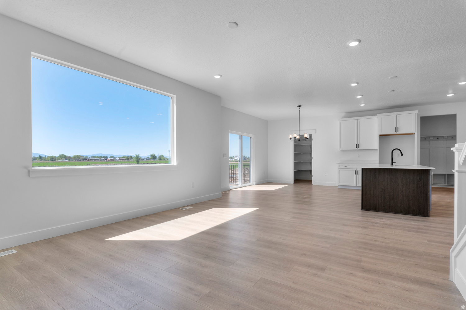 ANSELMI ACRES (PALOMINO) - Residential