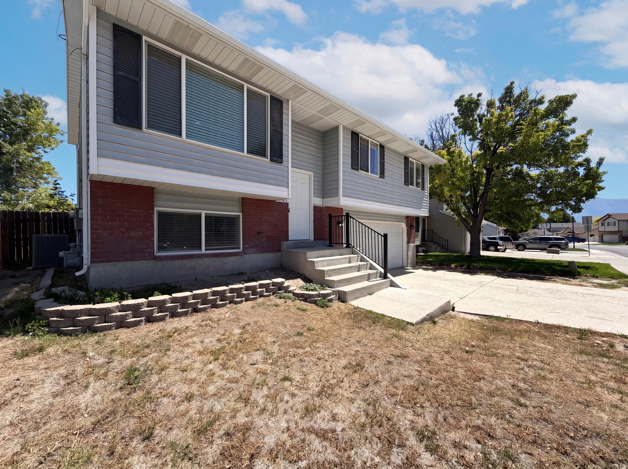 CREEKWOOD - Residential