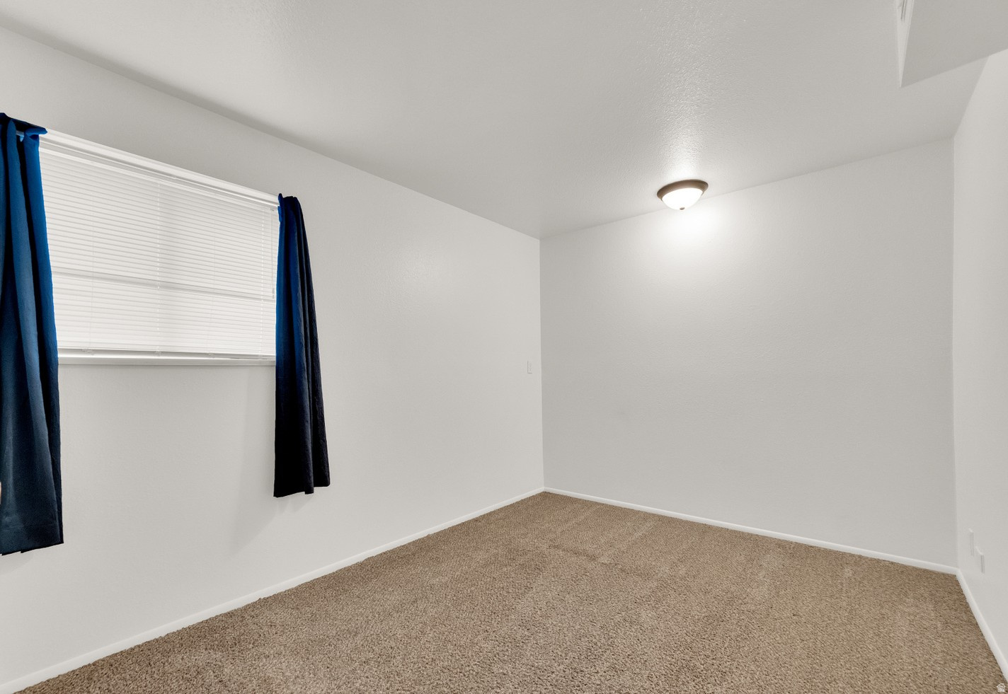 WILLOWS CONDM - Residential