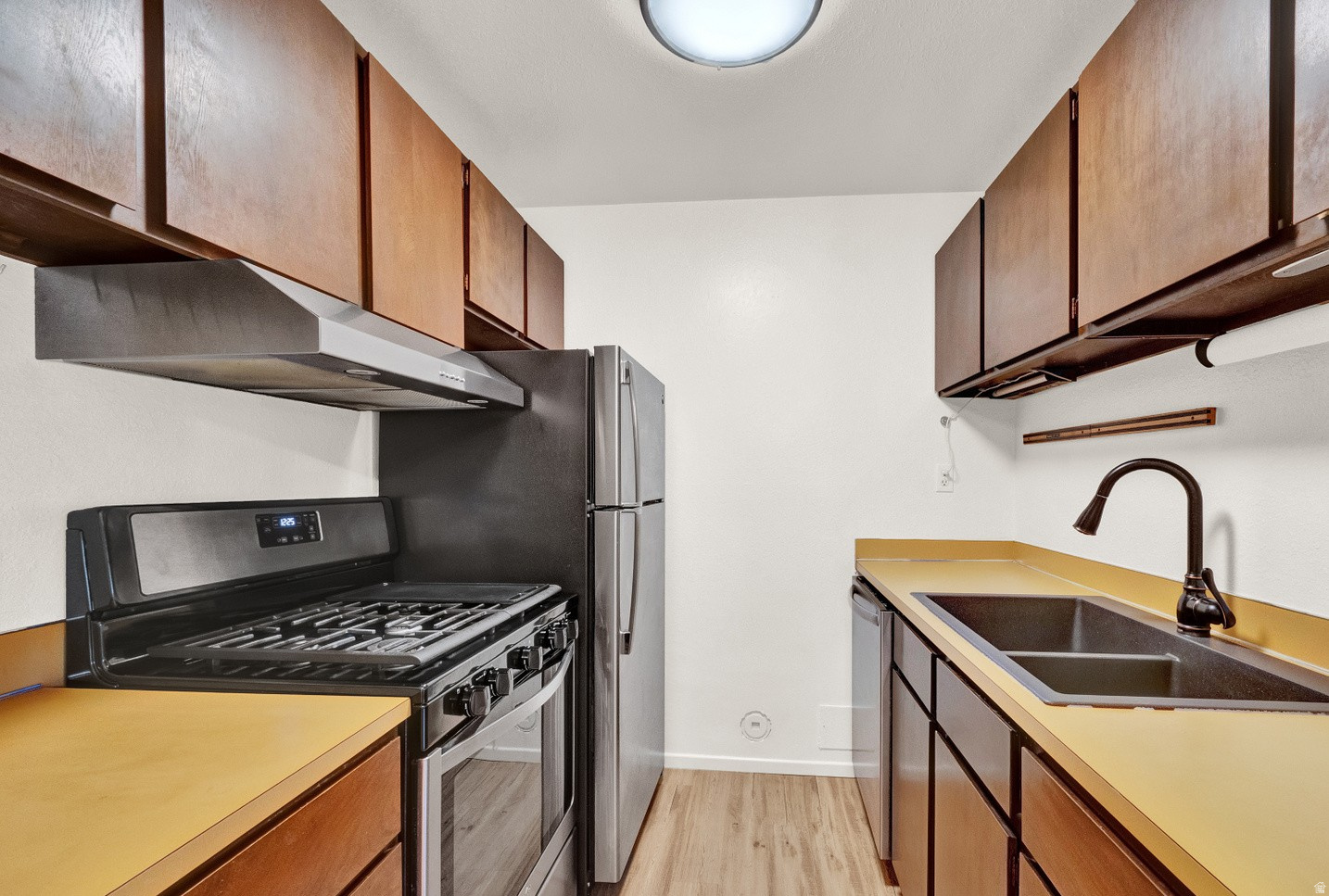 WILLOWS CONDM - Residential
