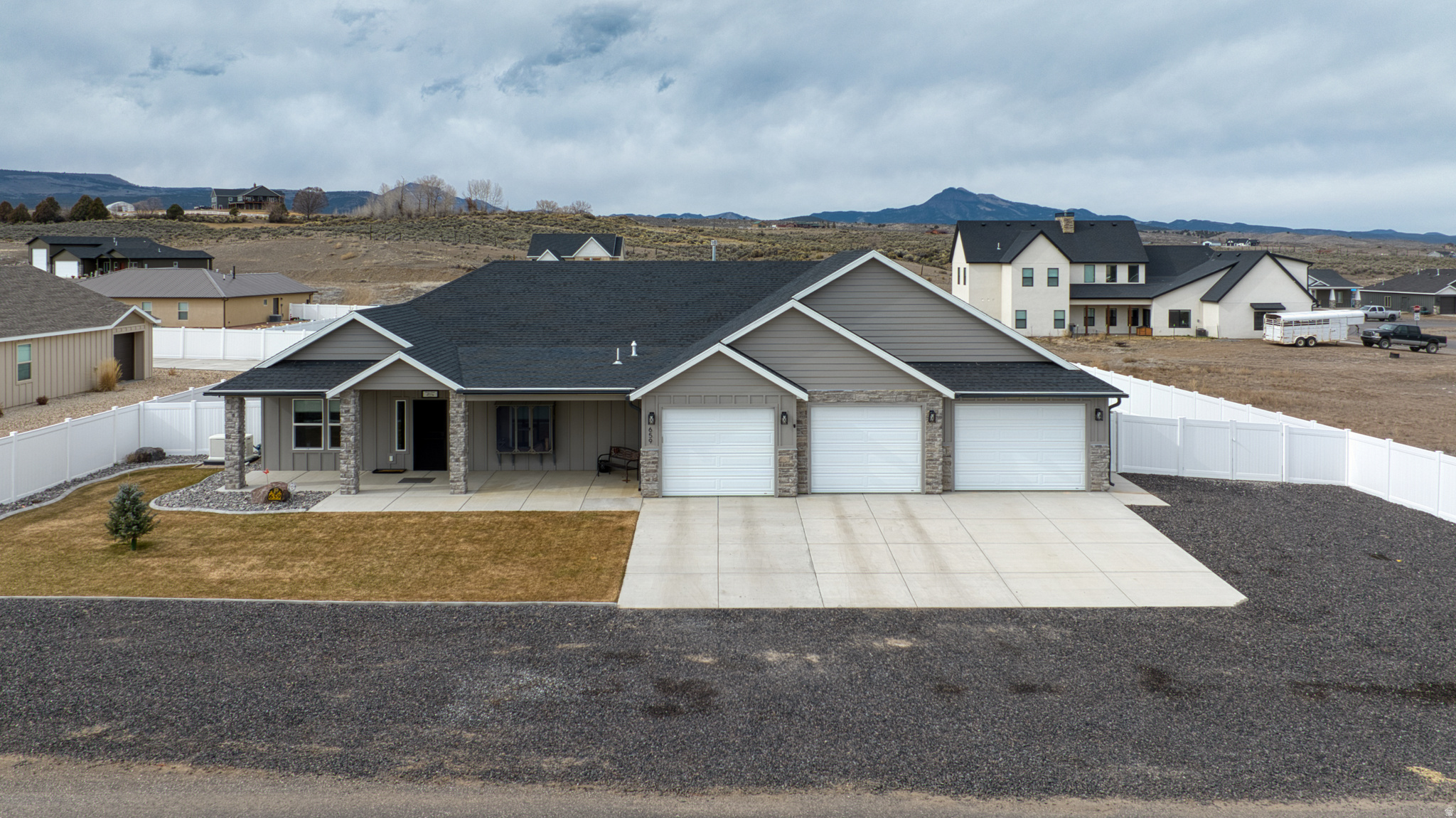 ASPEN VALLEY ESTATES - Residential