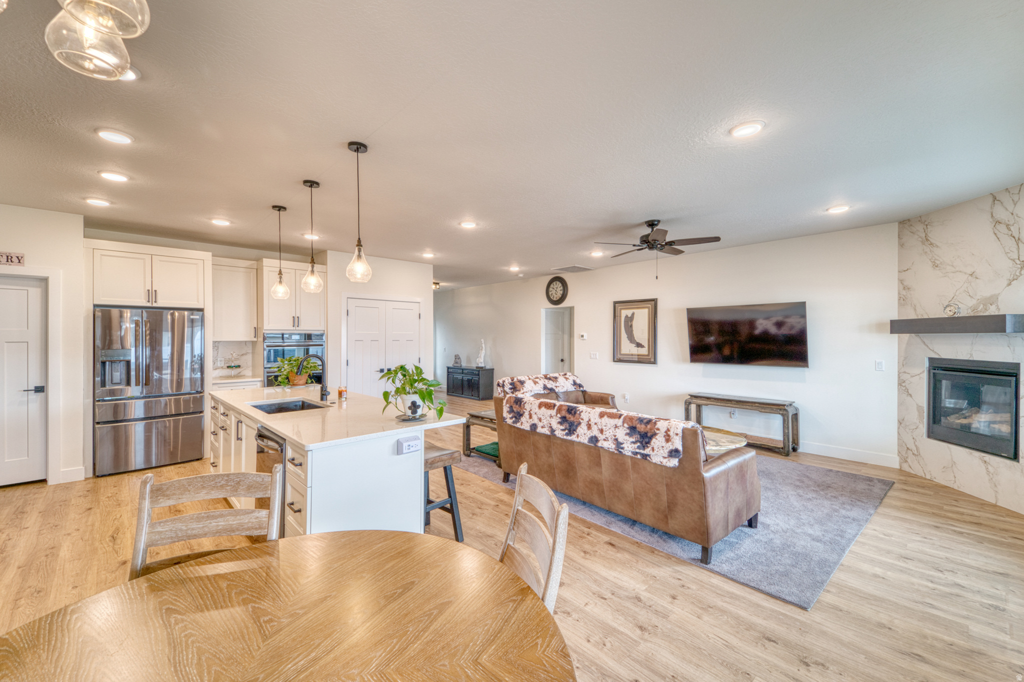 ASPEN VALLEY ESTATES - Residential