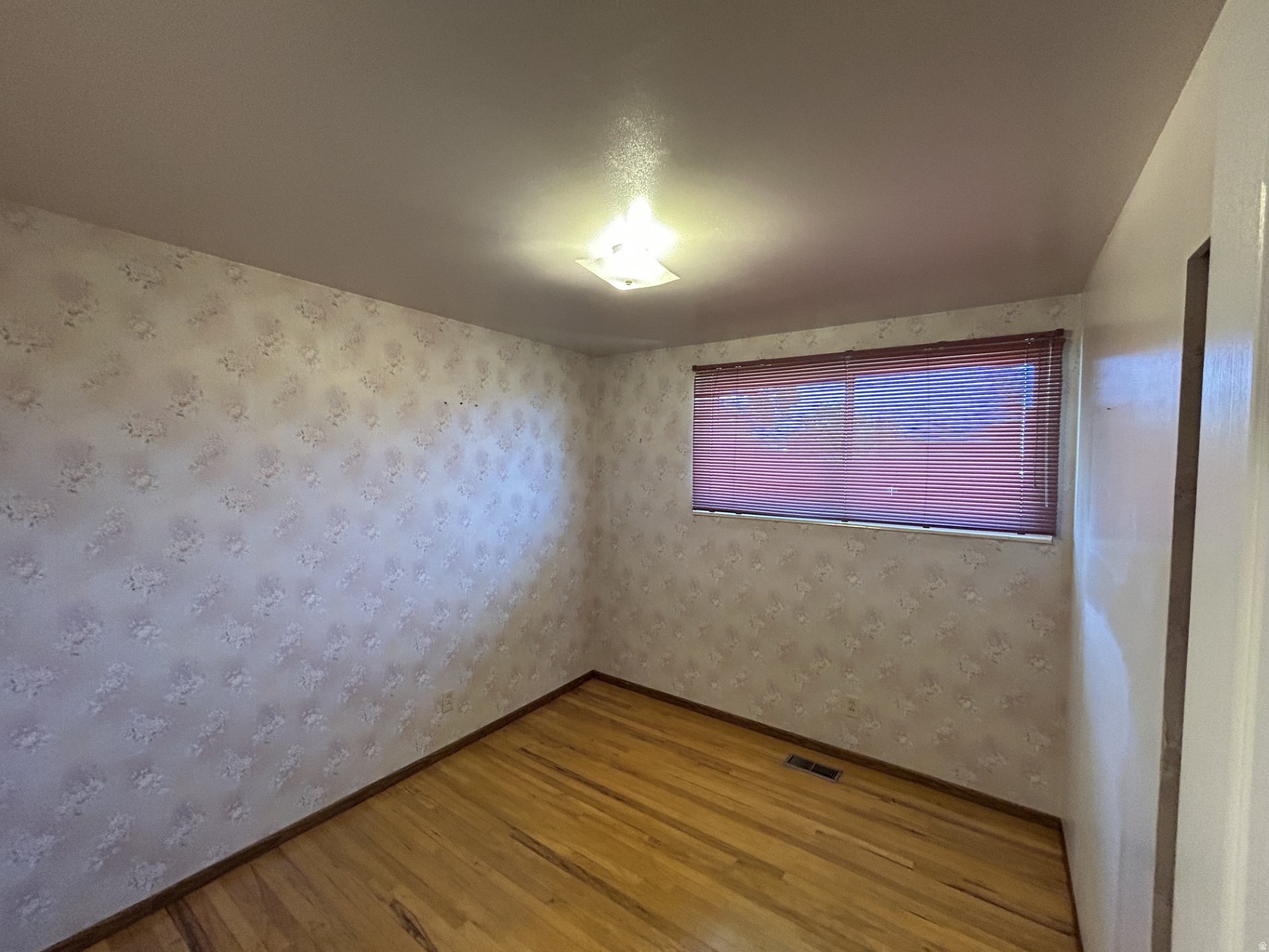 OQUIRRH HILLS - Residential