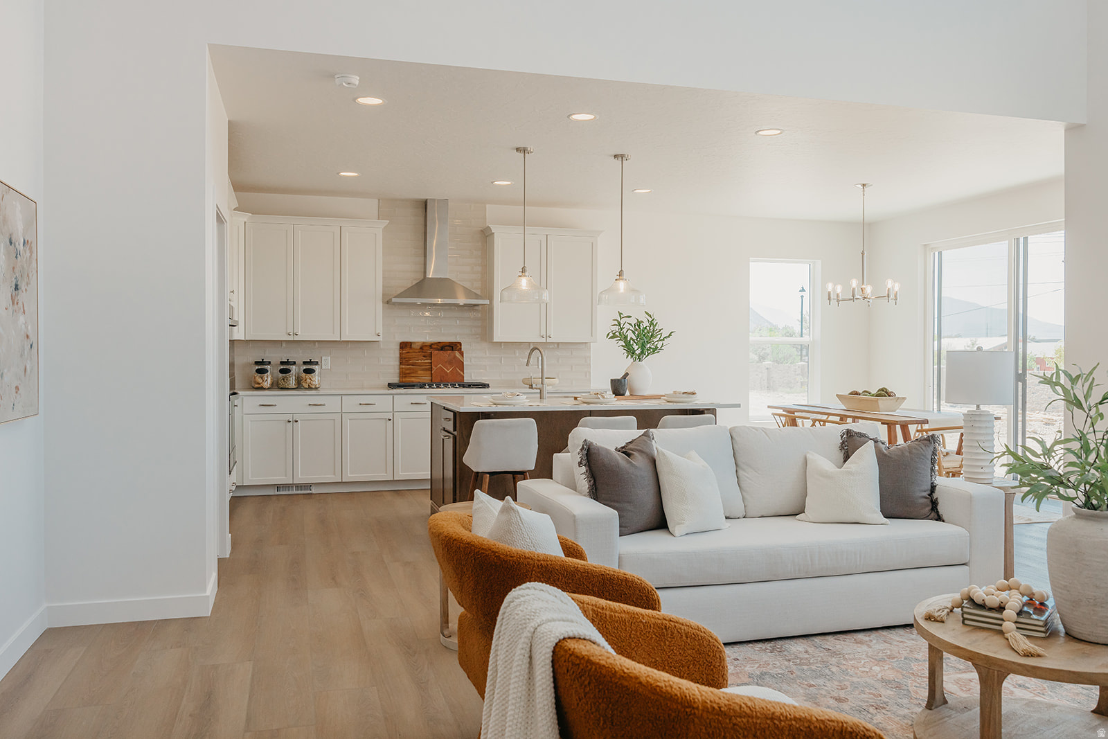 WILLOW ESTATES - Residential