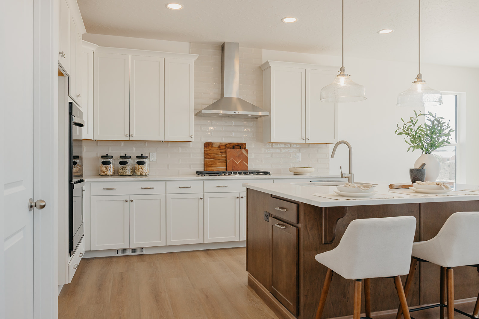 WILLOW ESTATES - Residential