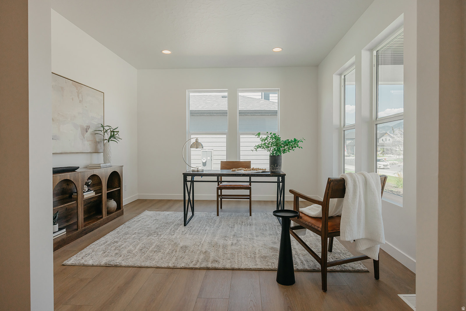 WILLOW ESTATES - Residential