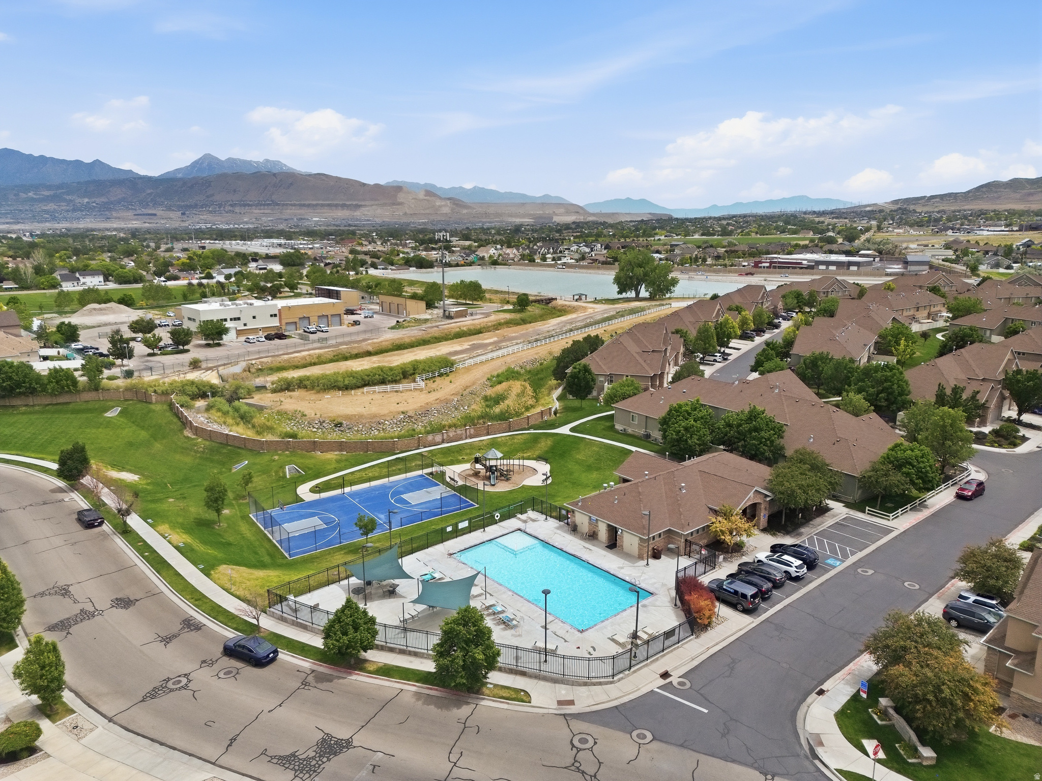 ROSE CREEK CROSSING - Residential