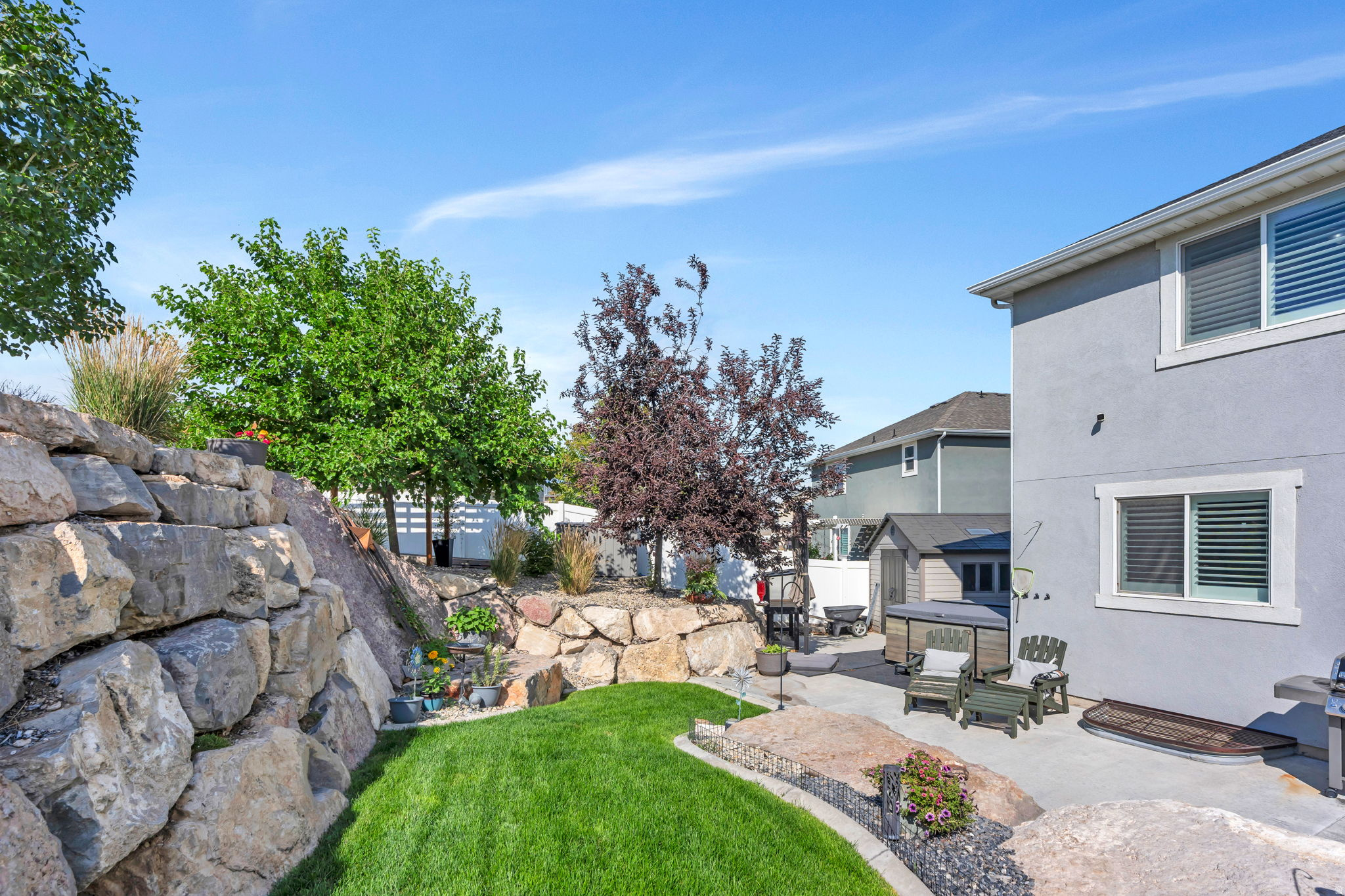 LONE TREE AT CIRCLE FIVE RANCH - Residential