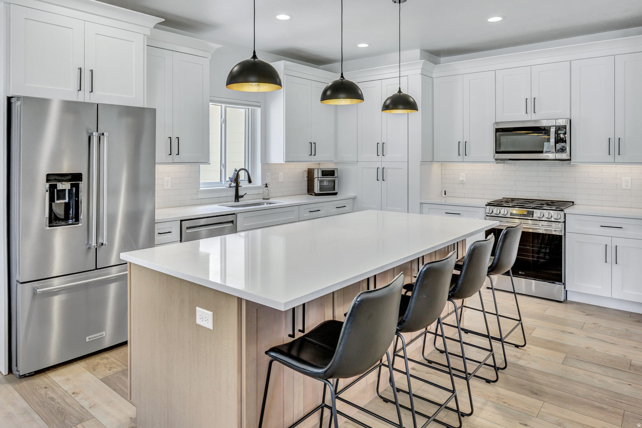 HIGHLANDS BLUFF - Residential