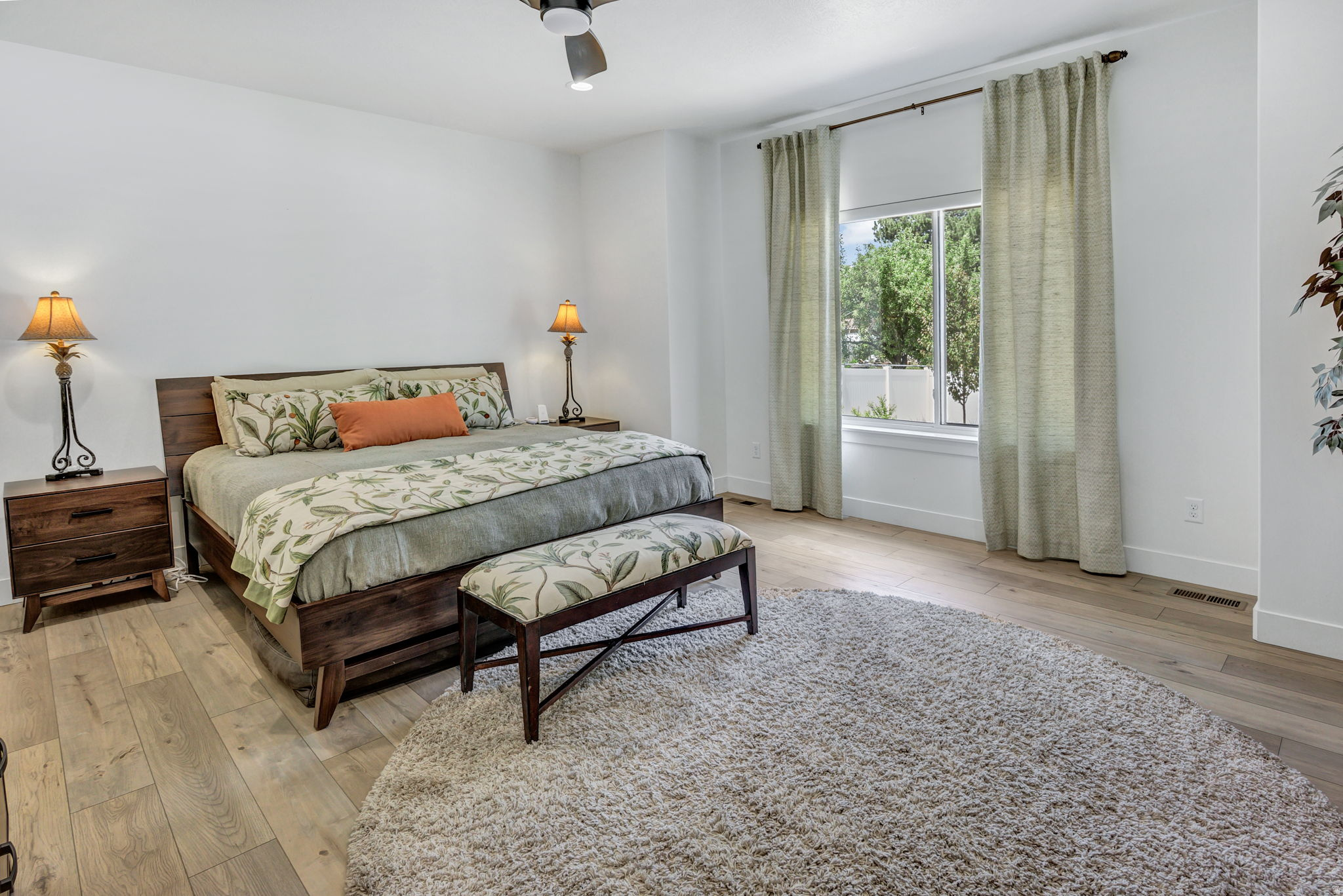 HIGHLANDS BLUFF - Residential