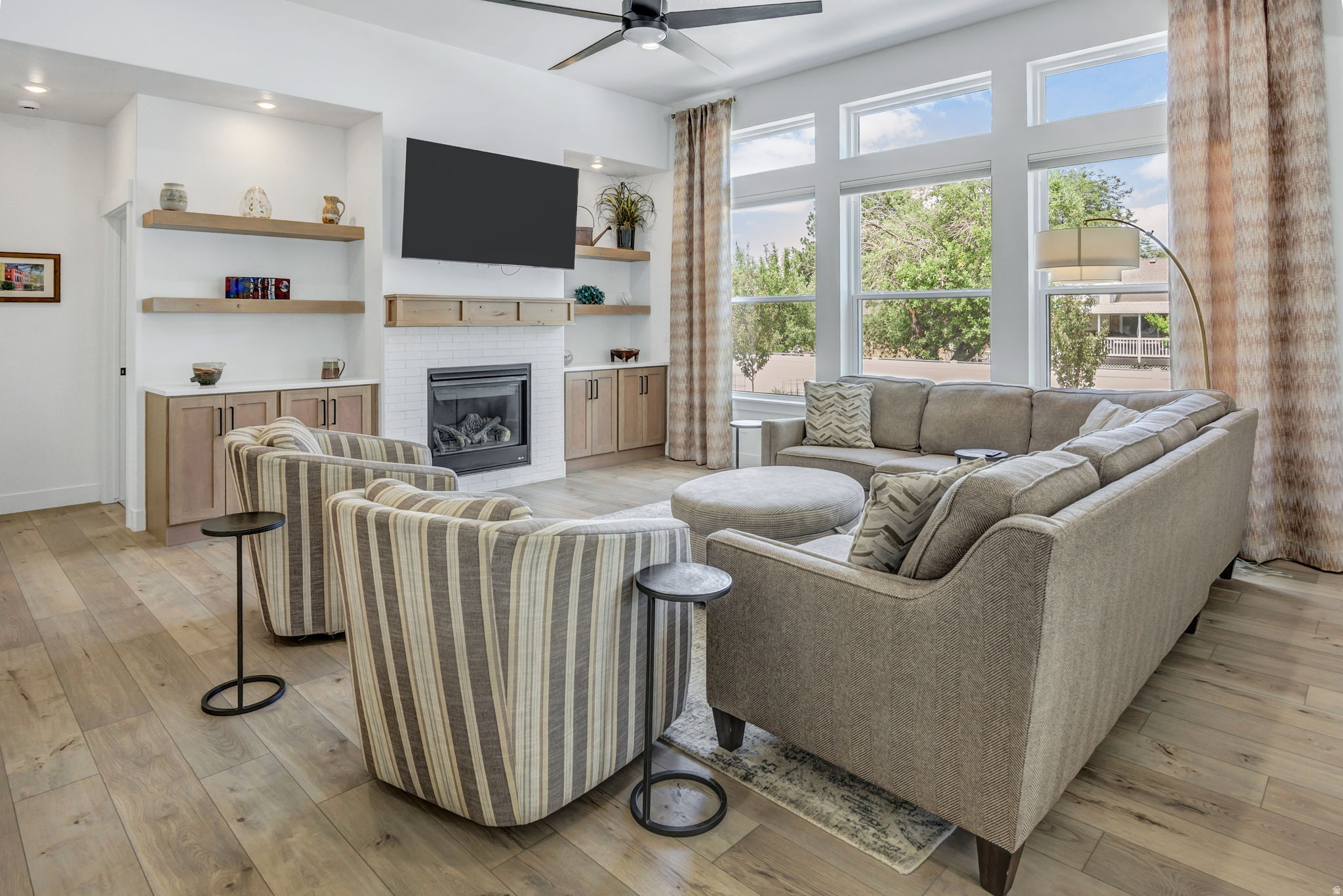 HIGHLANDS BLUFF - Residential