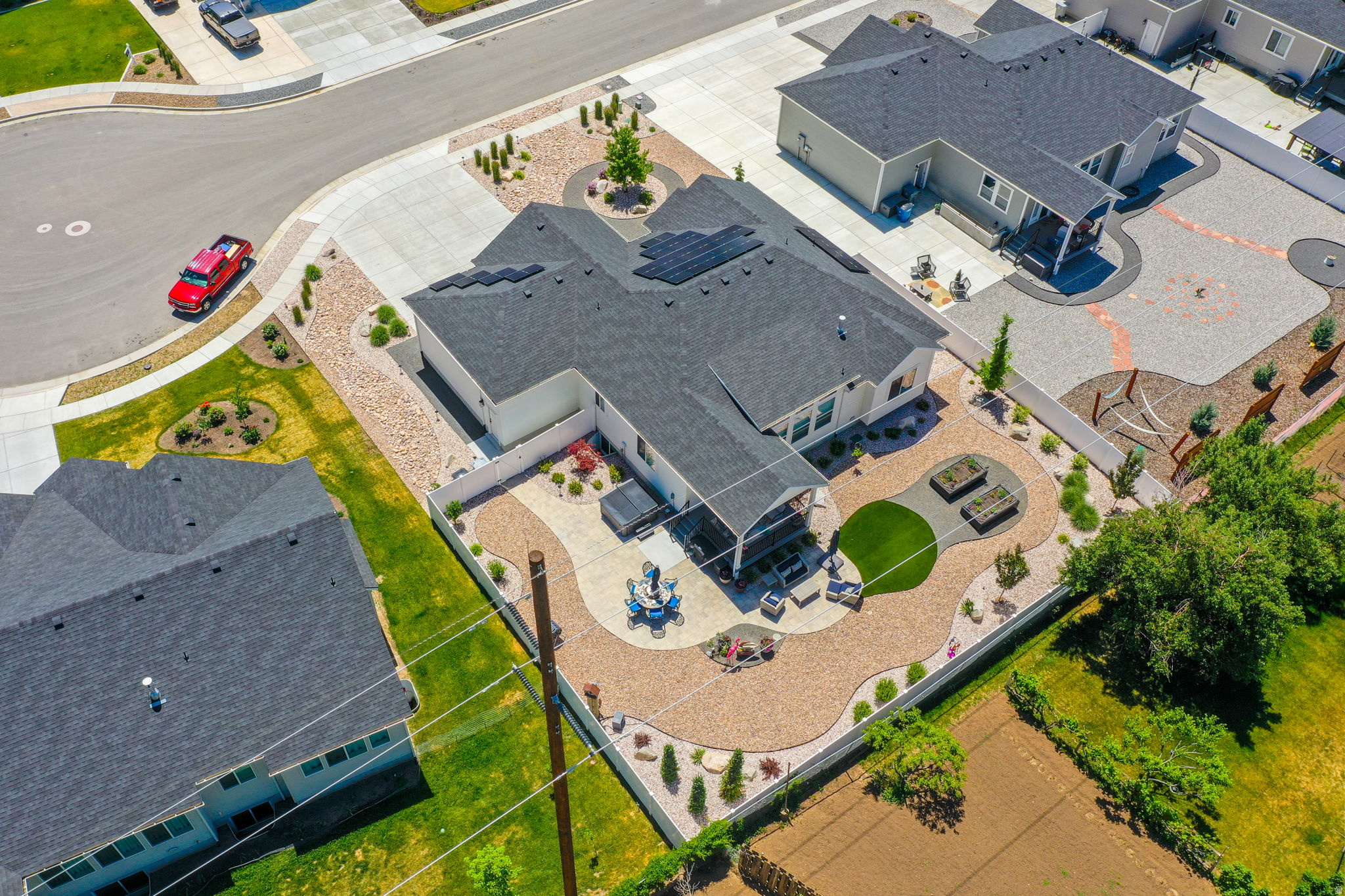 HIGHLANDS BLUFF - Residential