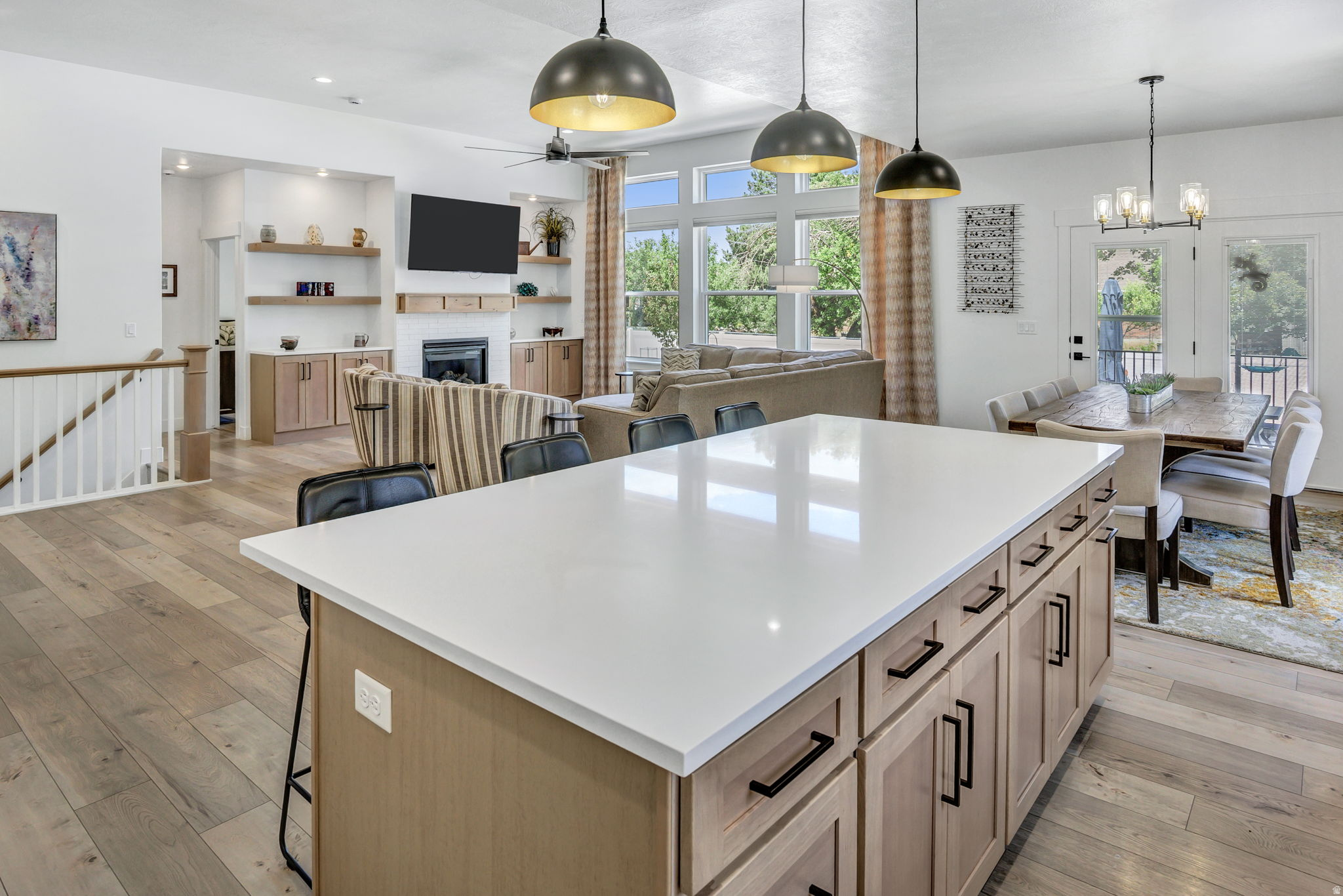 HIGHLANDS BLUFF - Residential