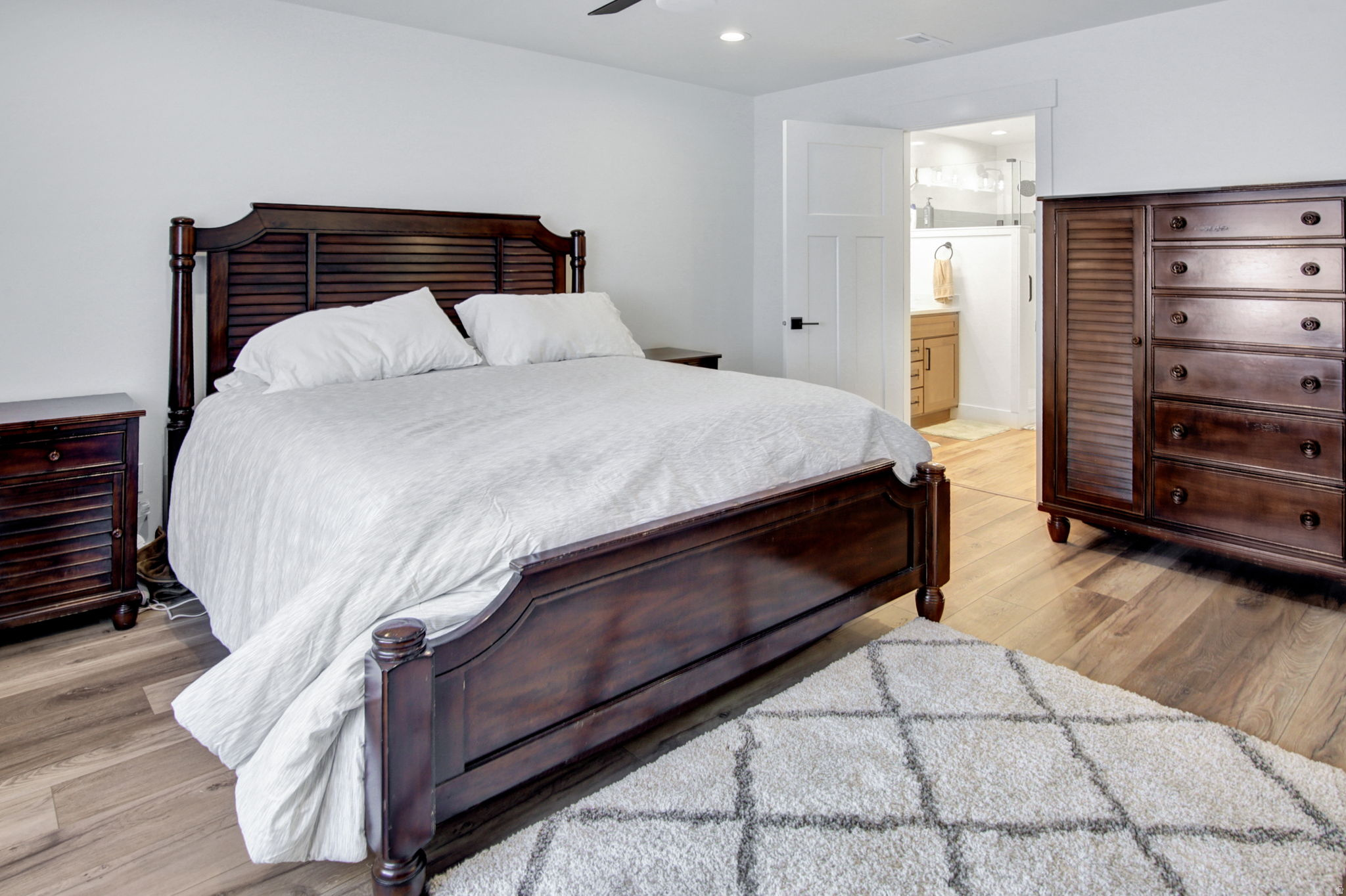 HIGHLANDS BLUFF - Residential