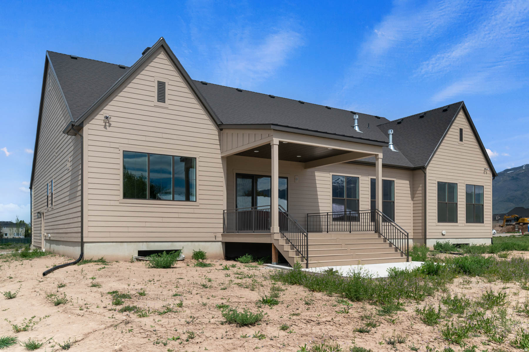 CRESTED PEAKS 12 - Residential