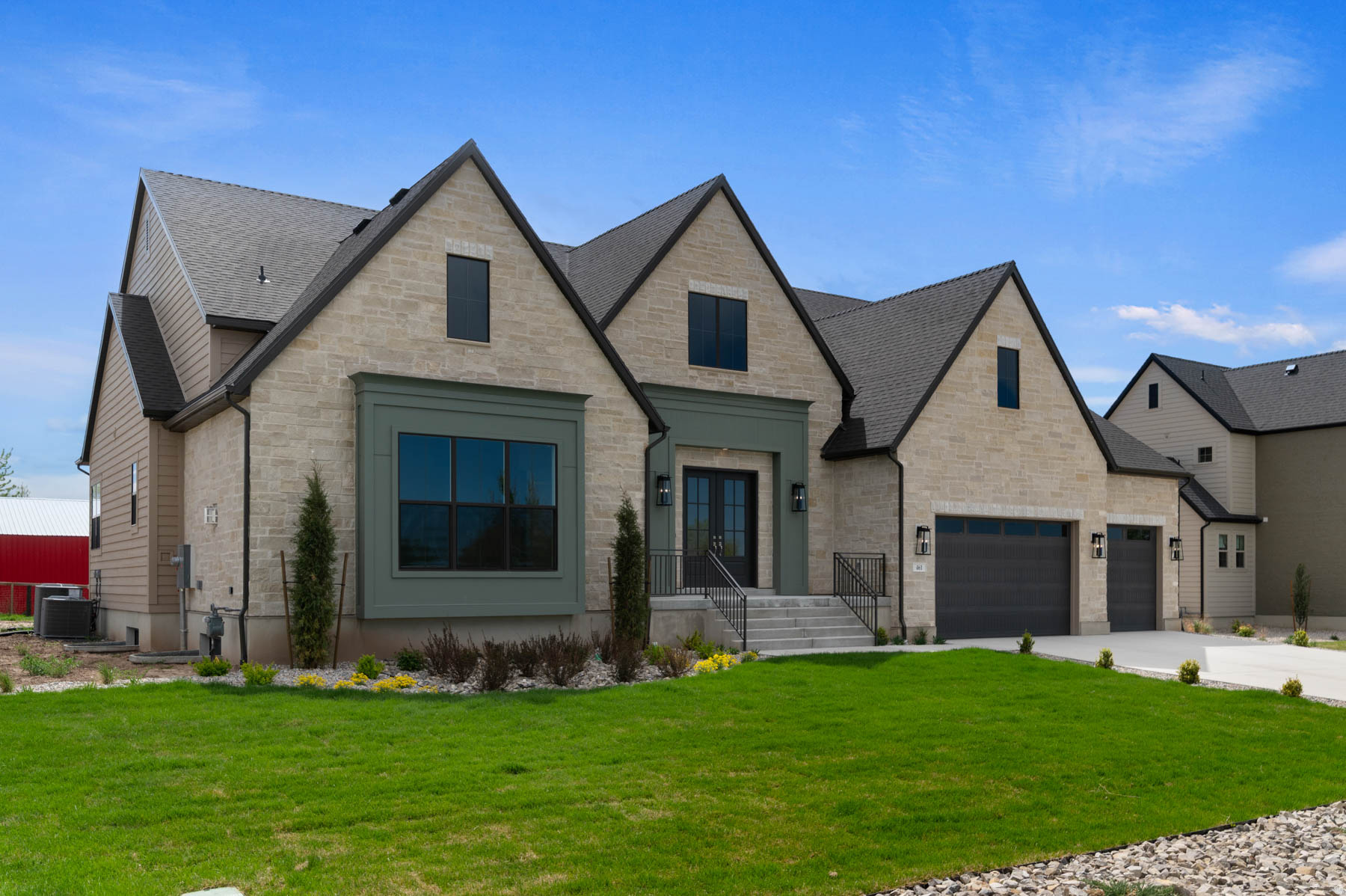 CRESTED PEAKS 12 - Residential