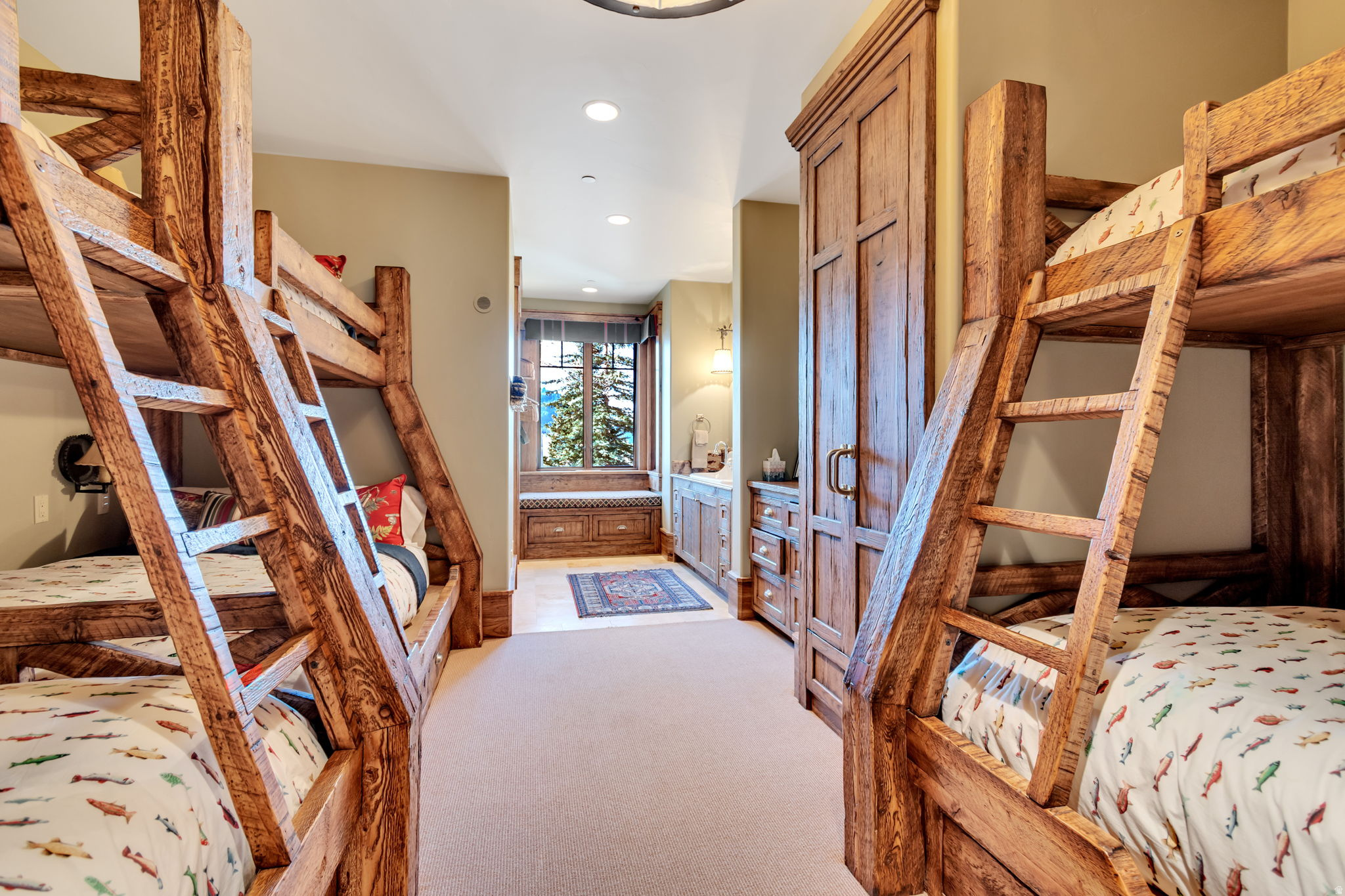 COLONY AT WHITE PINE CANYON - Residential