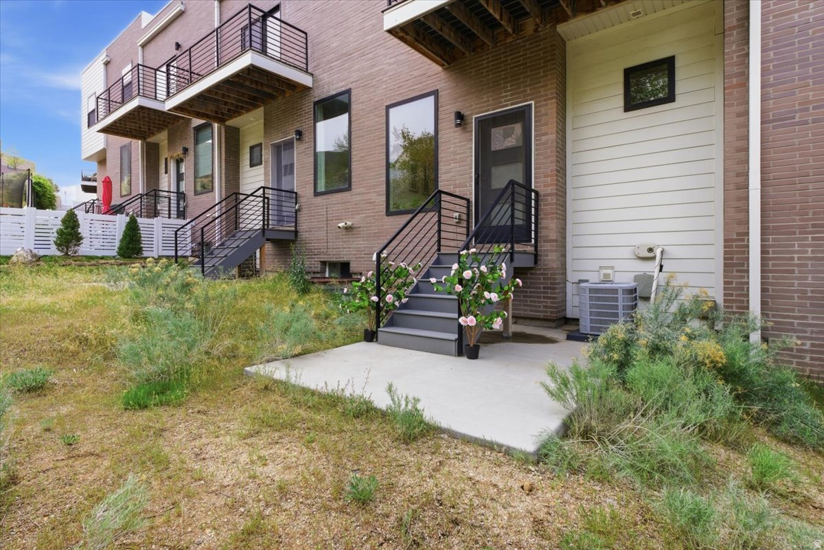 STERLING HEIGHTS - Residential