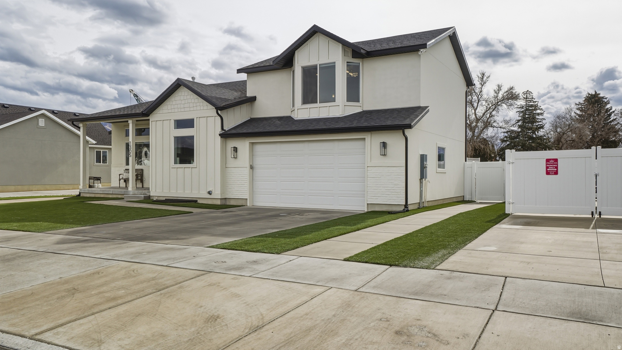 RIVER POINT - Residential