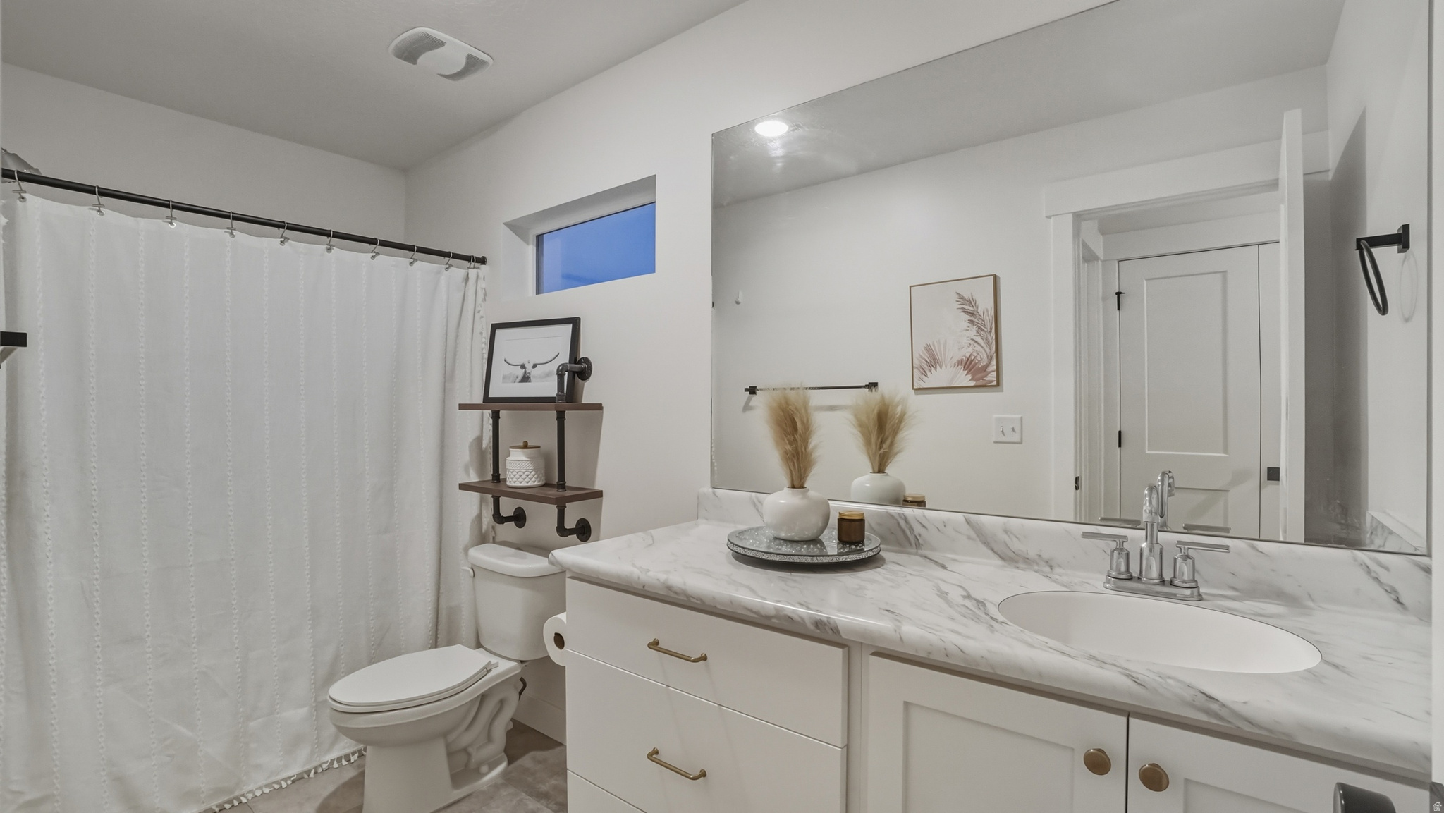 RIVER POINT - Residential