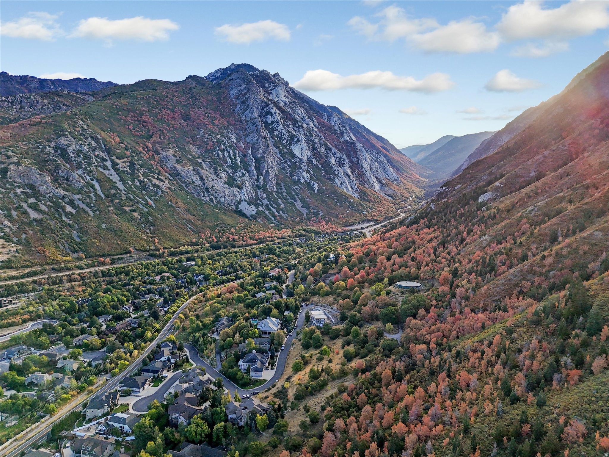 LITTLE COTTONWOOD VI - Land