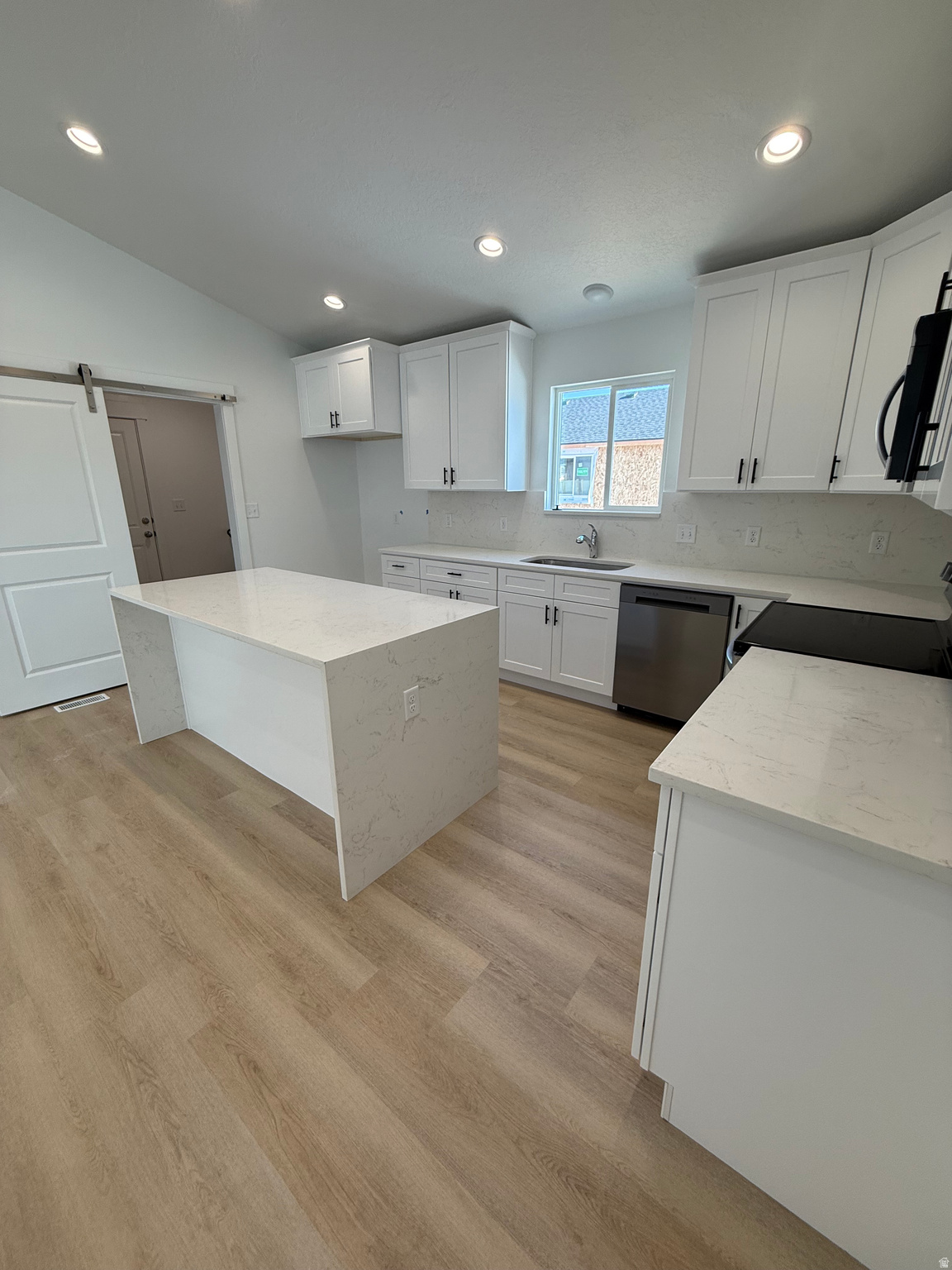 EAGLE POINT - Residential