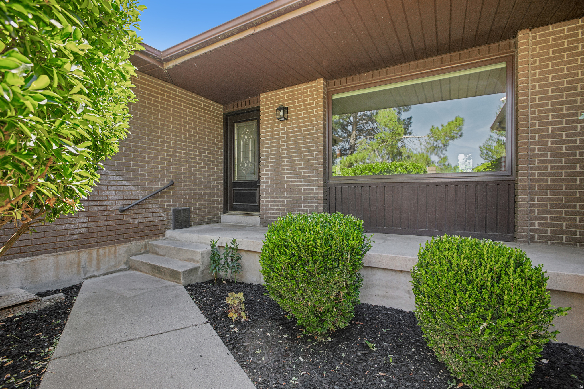 CLOVER CREST - Residential