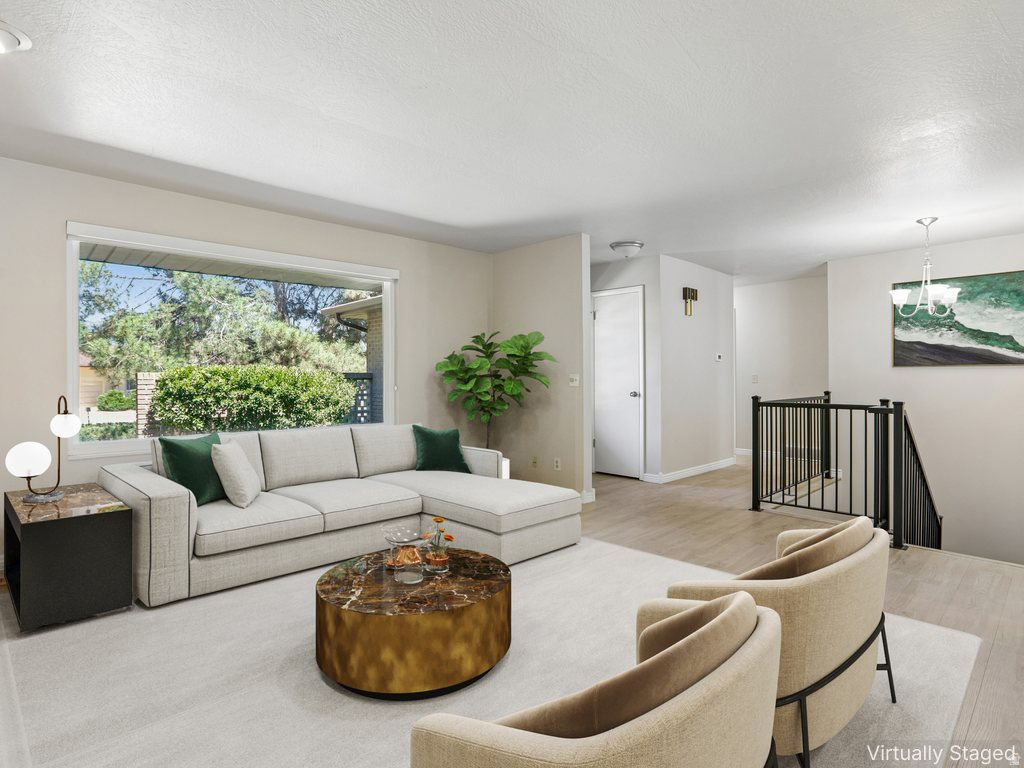 CLOVER CREST - Residential
