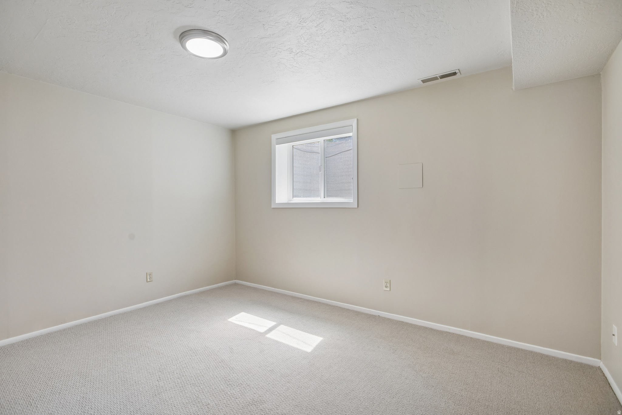 CLOVER CREST - Residential