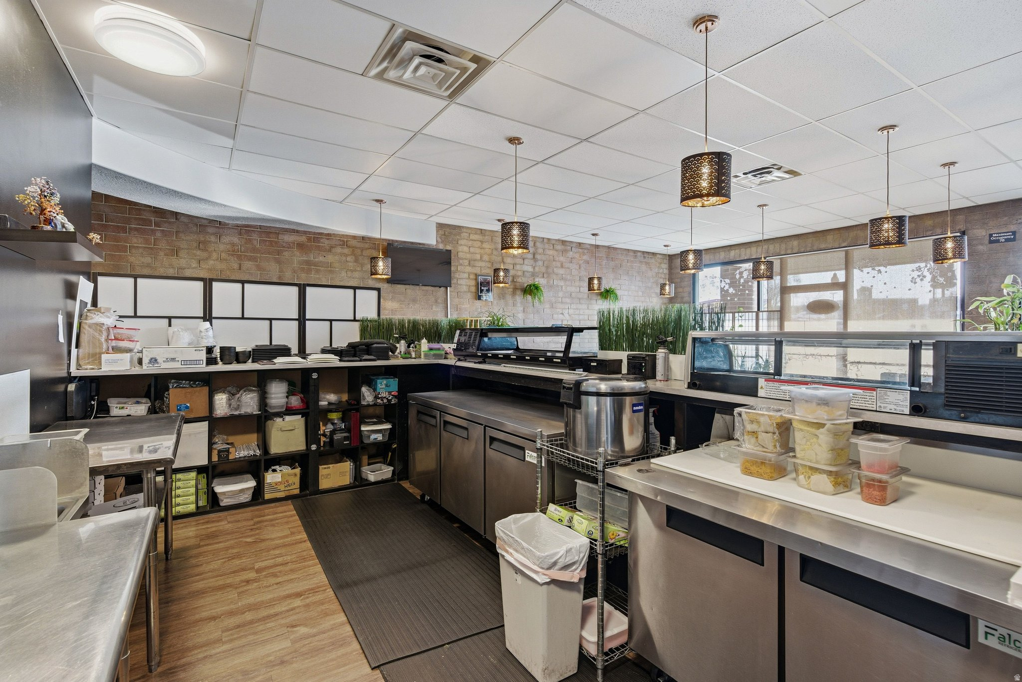 GABLES - Commercial Sale