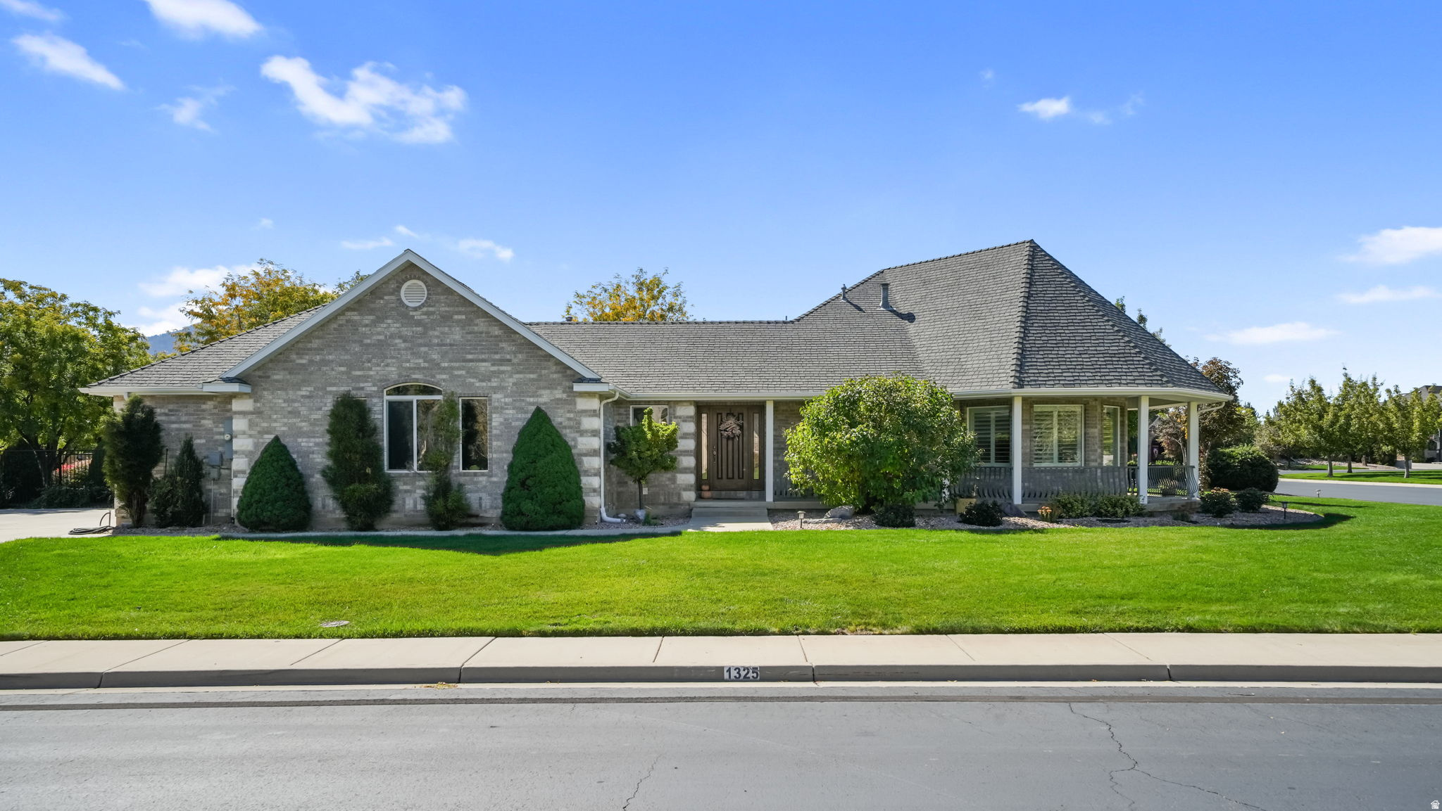 PARK MEADOWS - Residential