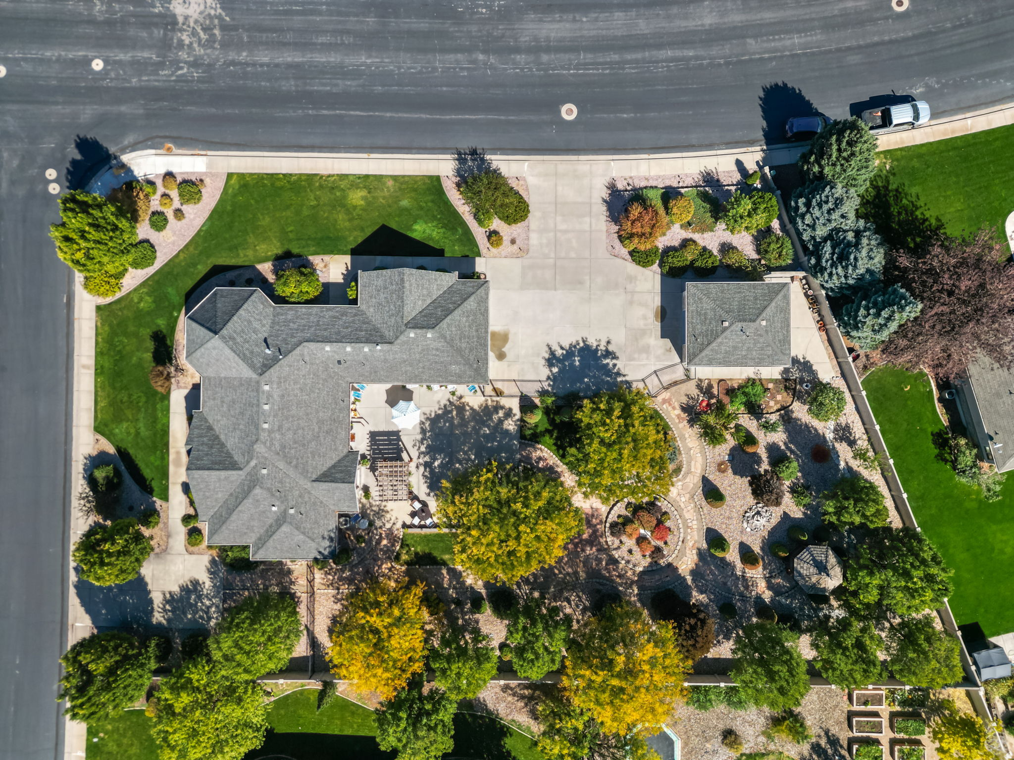 PARK MEADOWS - Residential