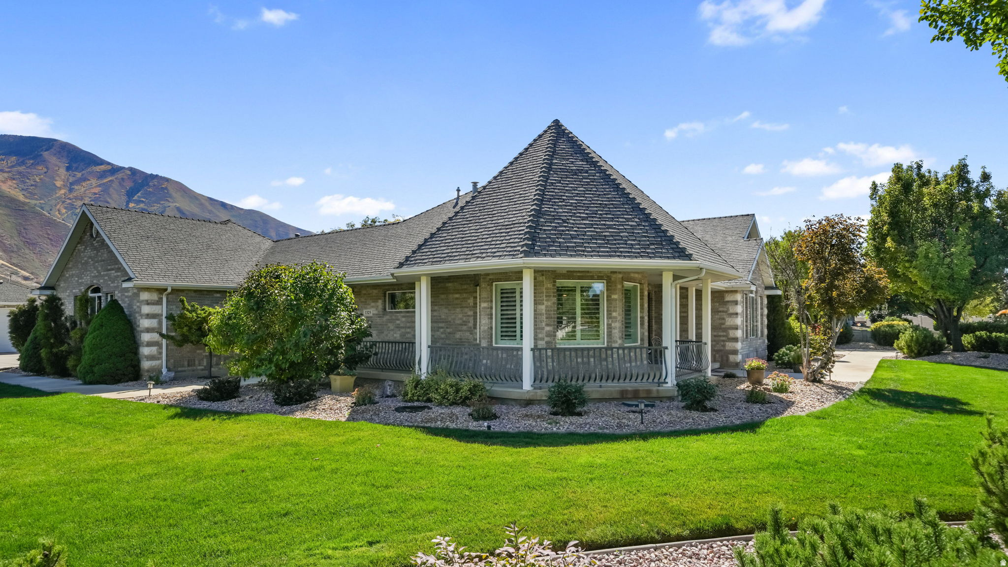 PARK MEADOWS - Residential