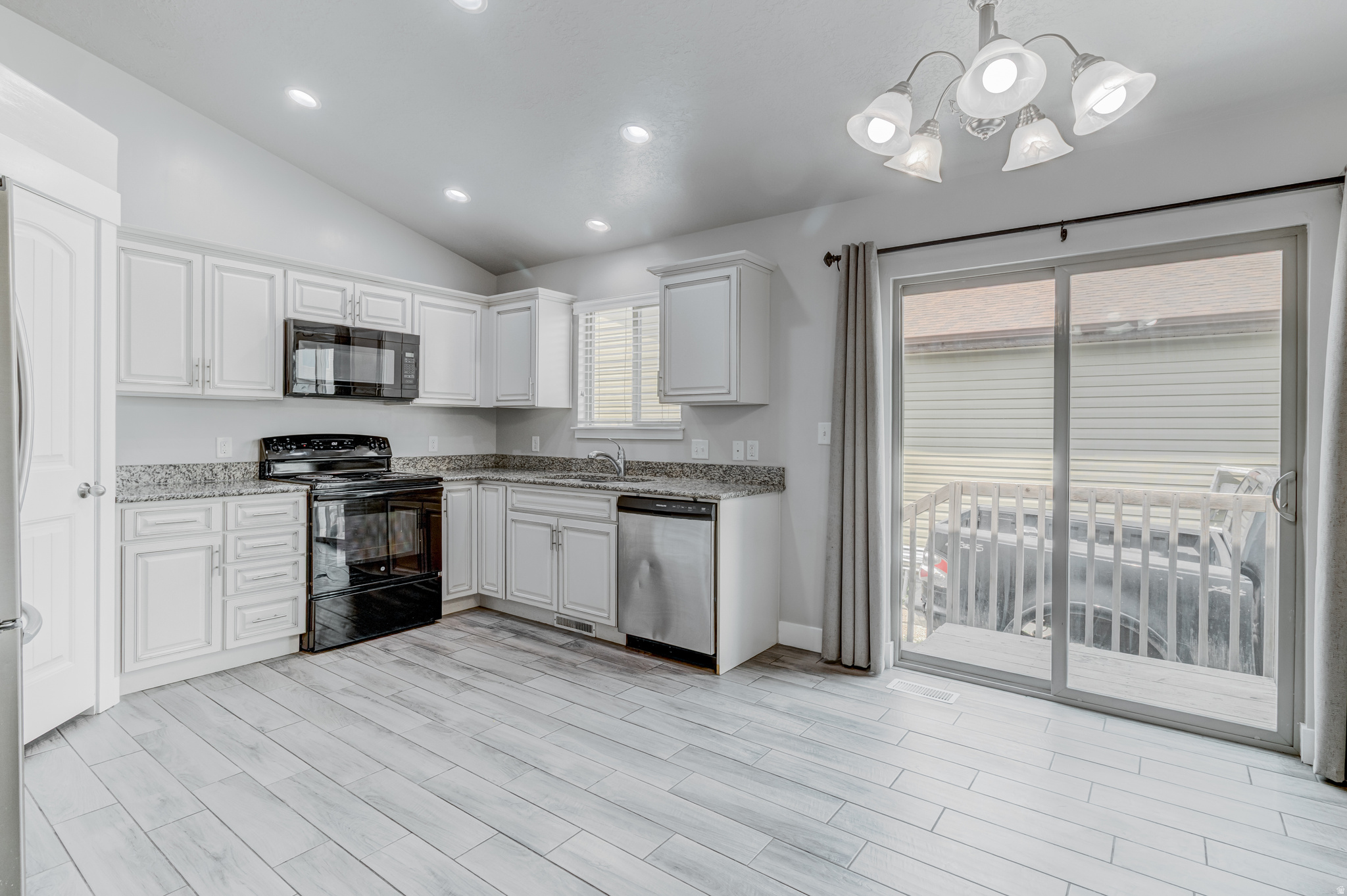 SWEETWATER - Residential