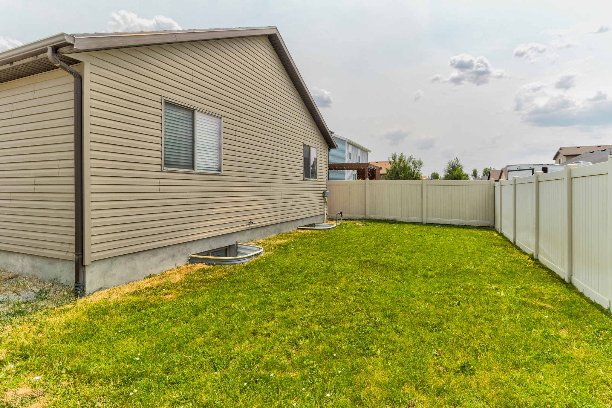 SWEETWATER - Residential