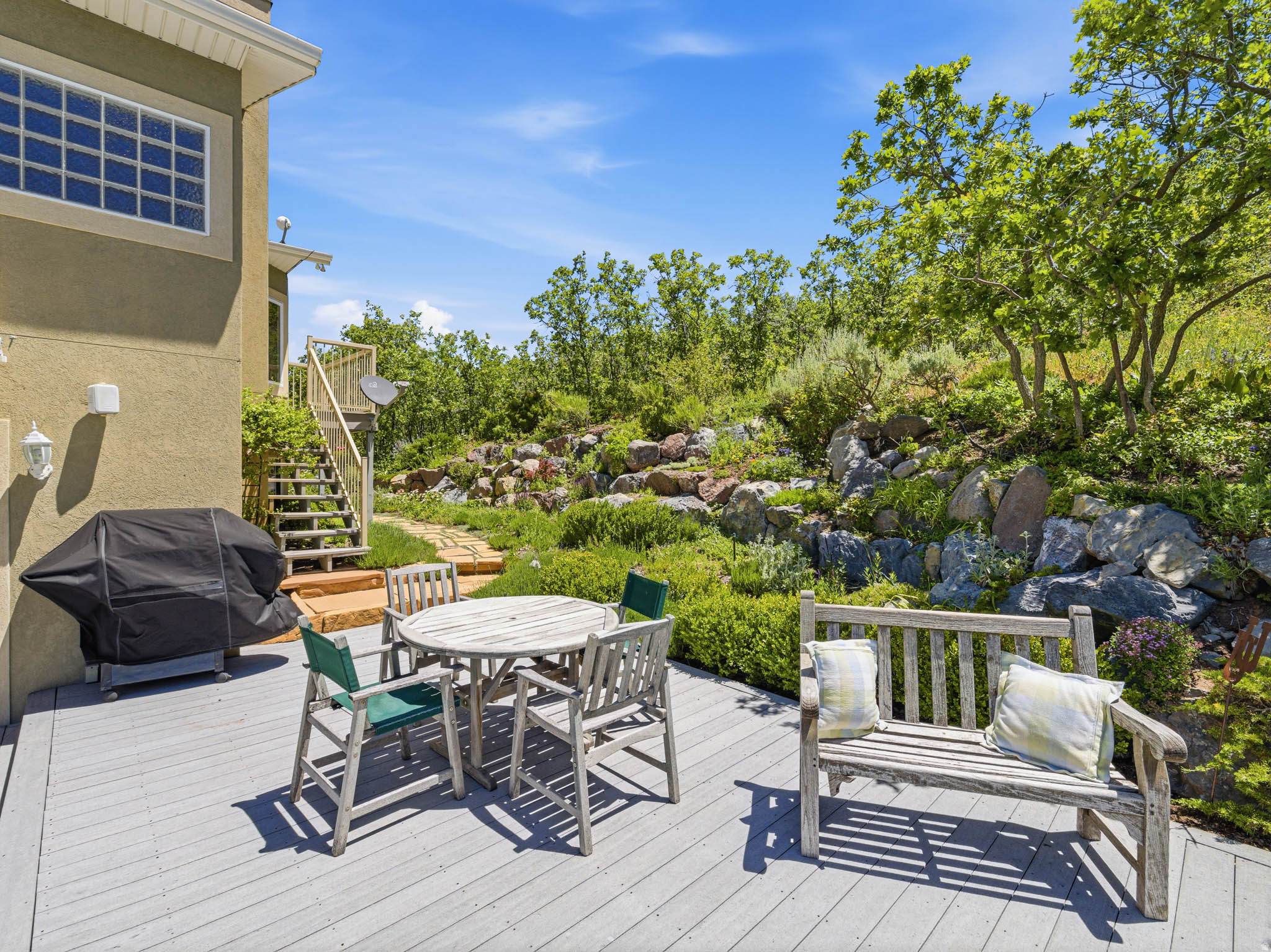 EMIGRATION OAKS - Residential