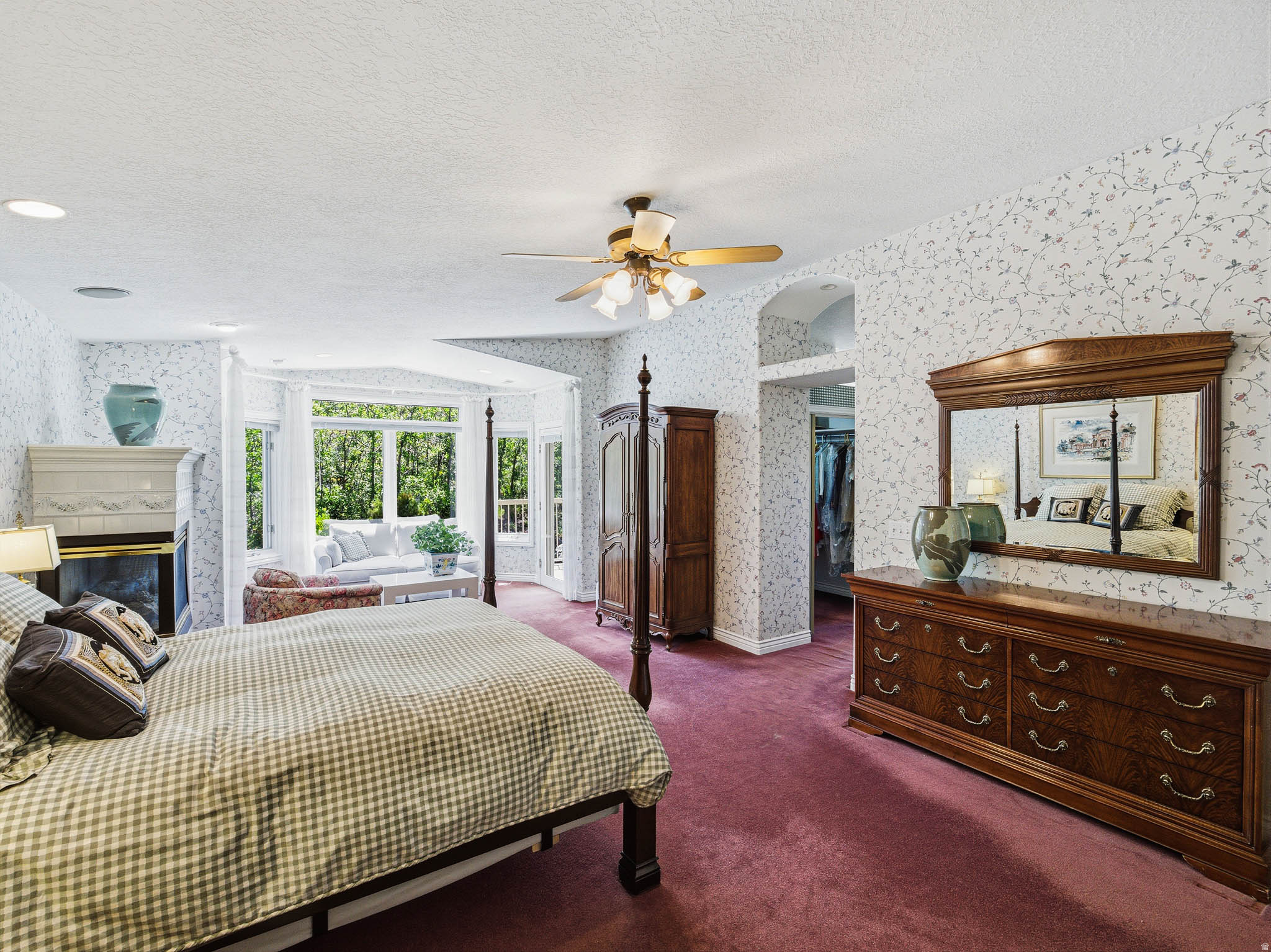 EMIGRATION OAKS - Residential