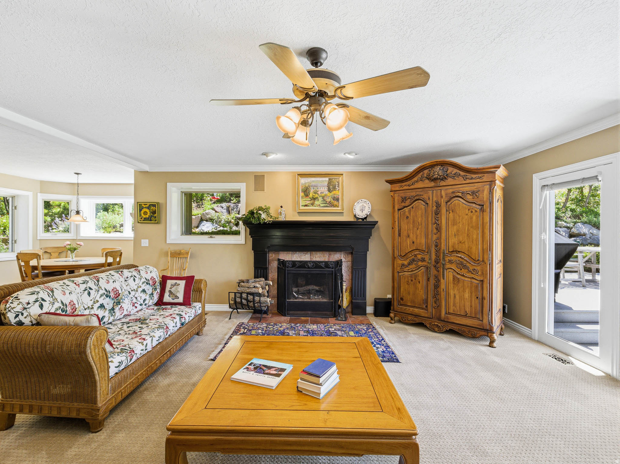 EMIGRATION OAKS - Residential