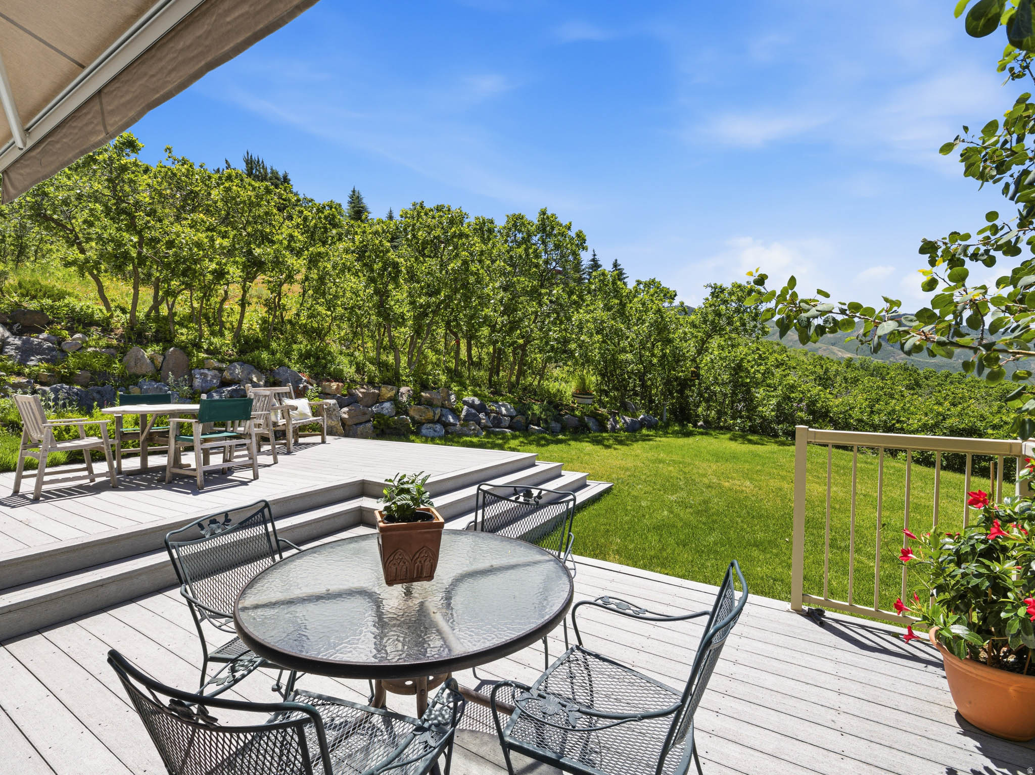 EMIGRATION OAKS - Residential