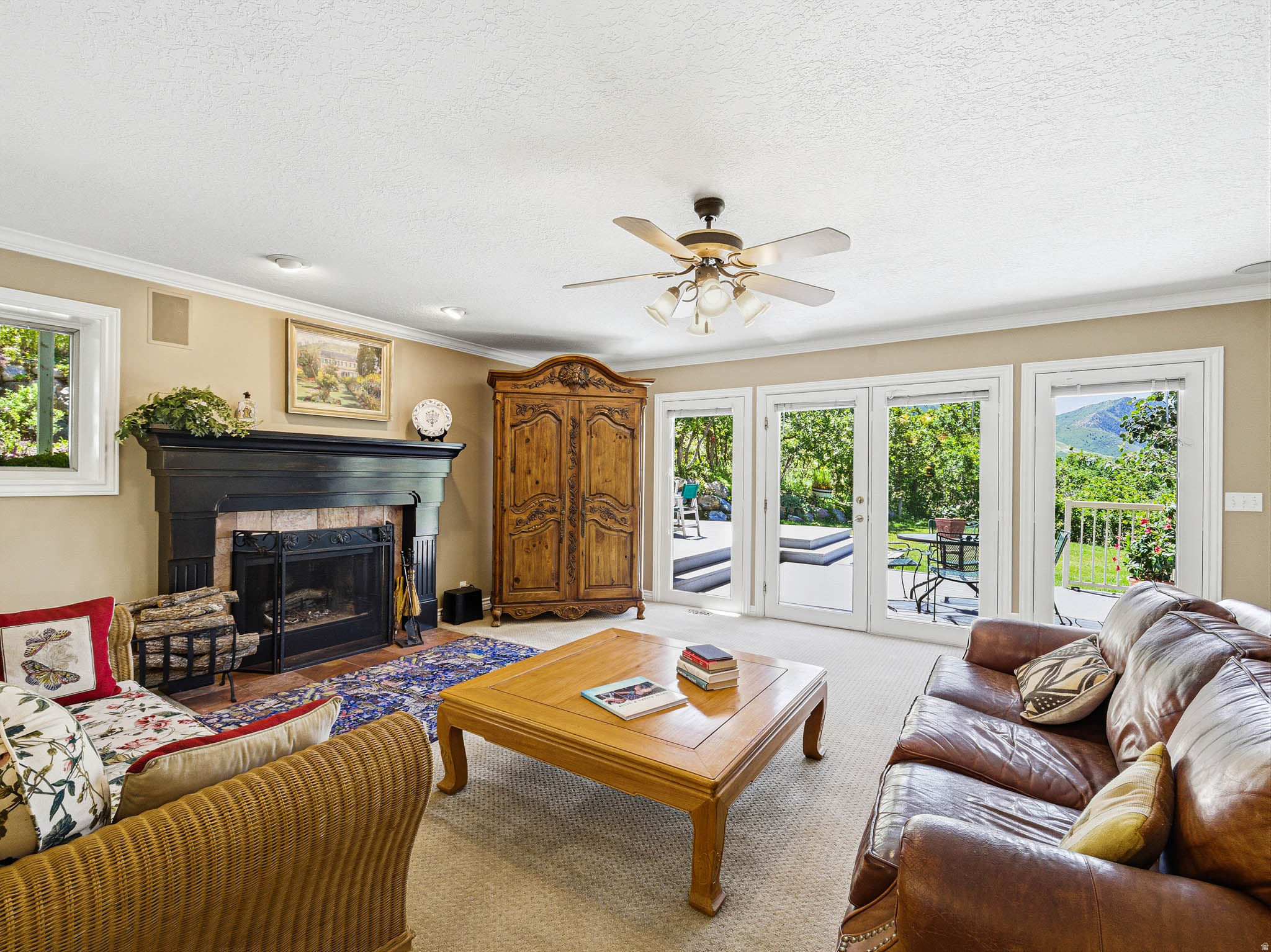 EMIGRATION OAKS - Residential